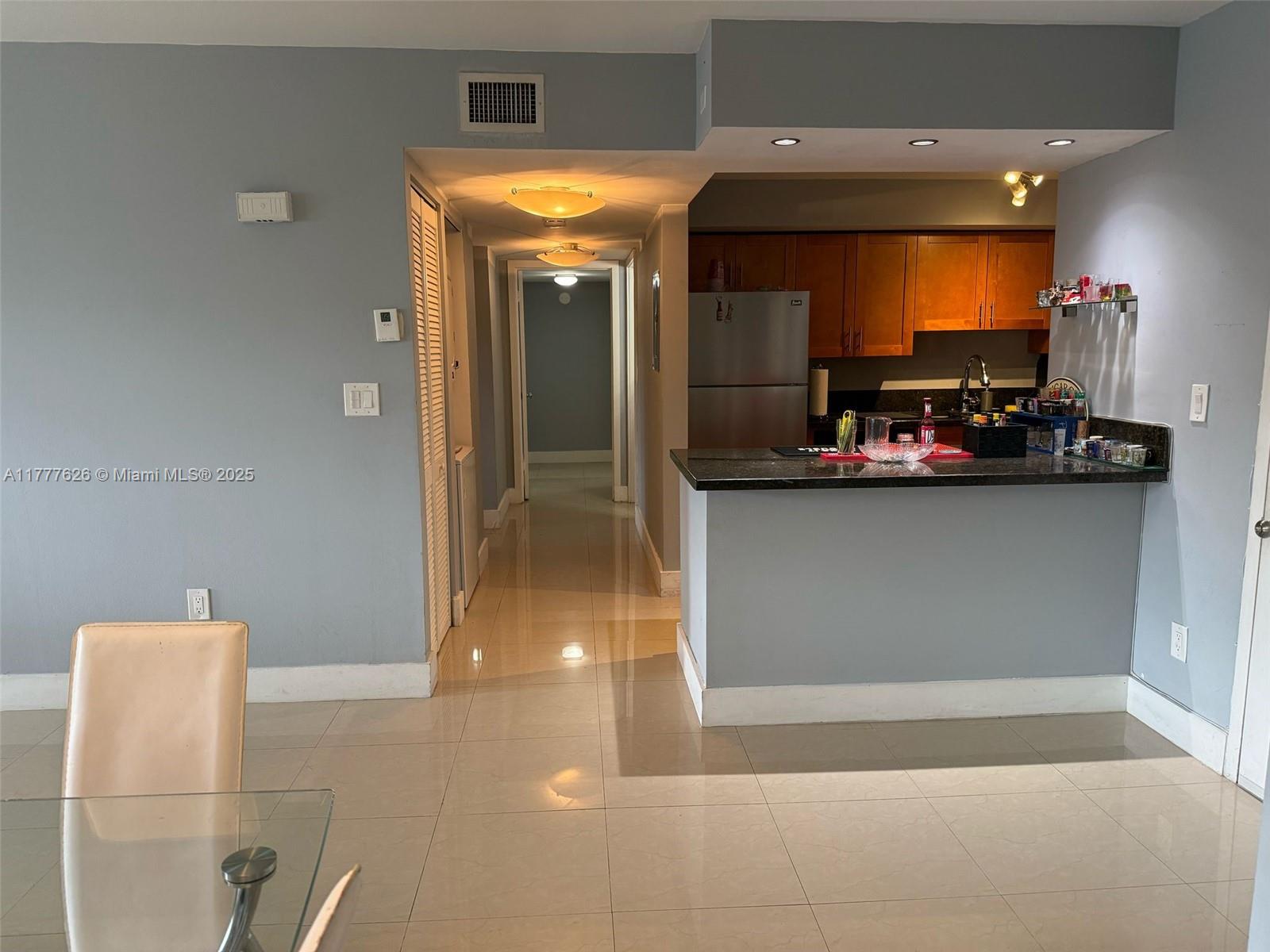 LAKEVIEW OF THE CALF CLUB - Residential Lease