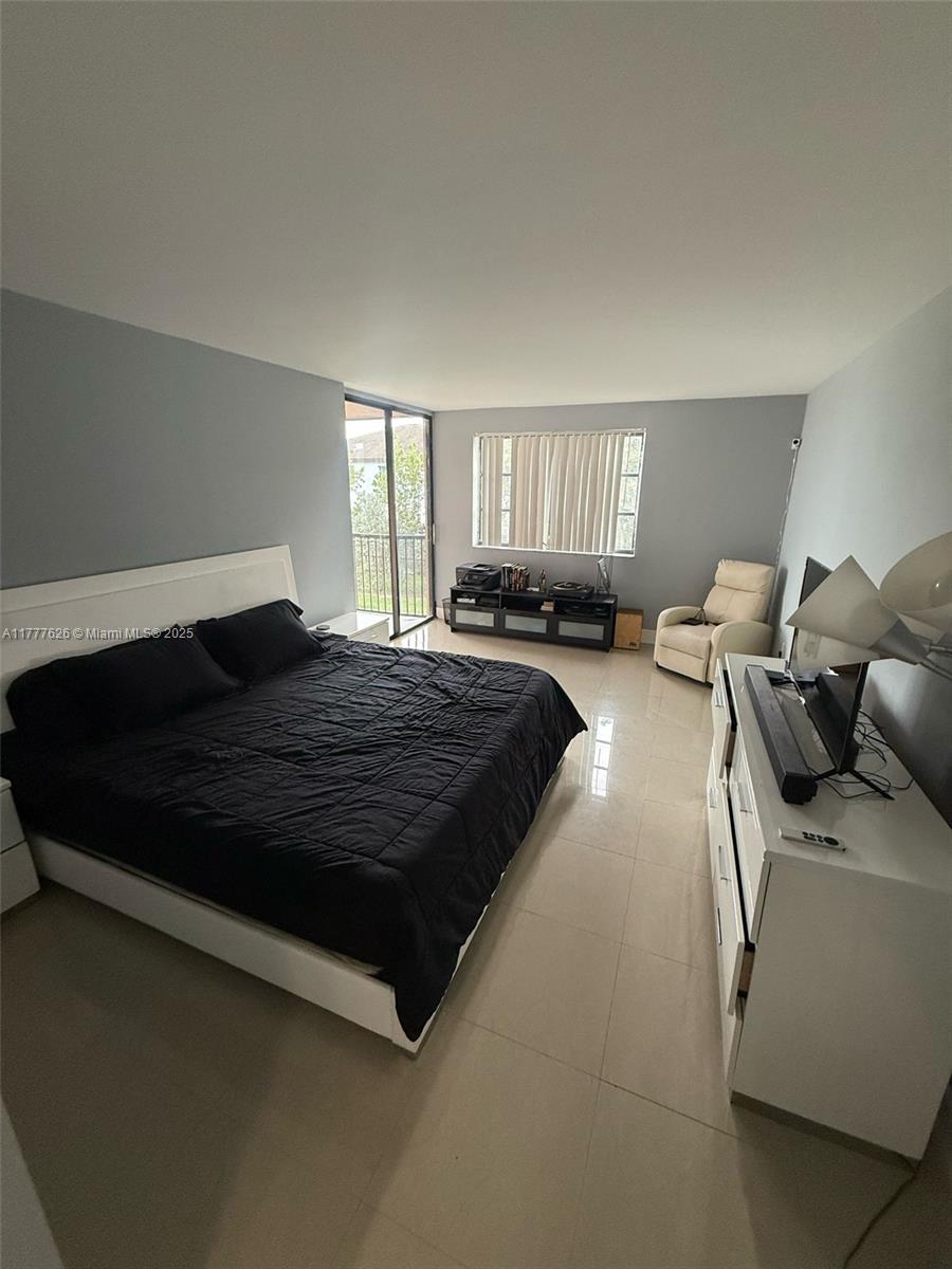 LAKEVIEW OF THE CALF CLUB - Residential Lease