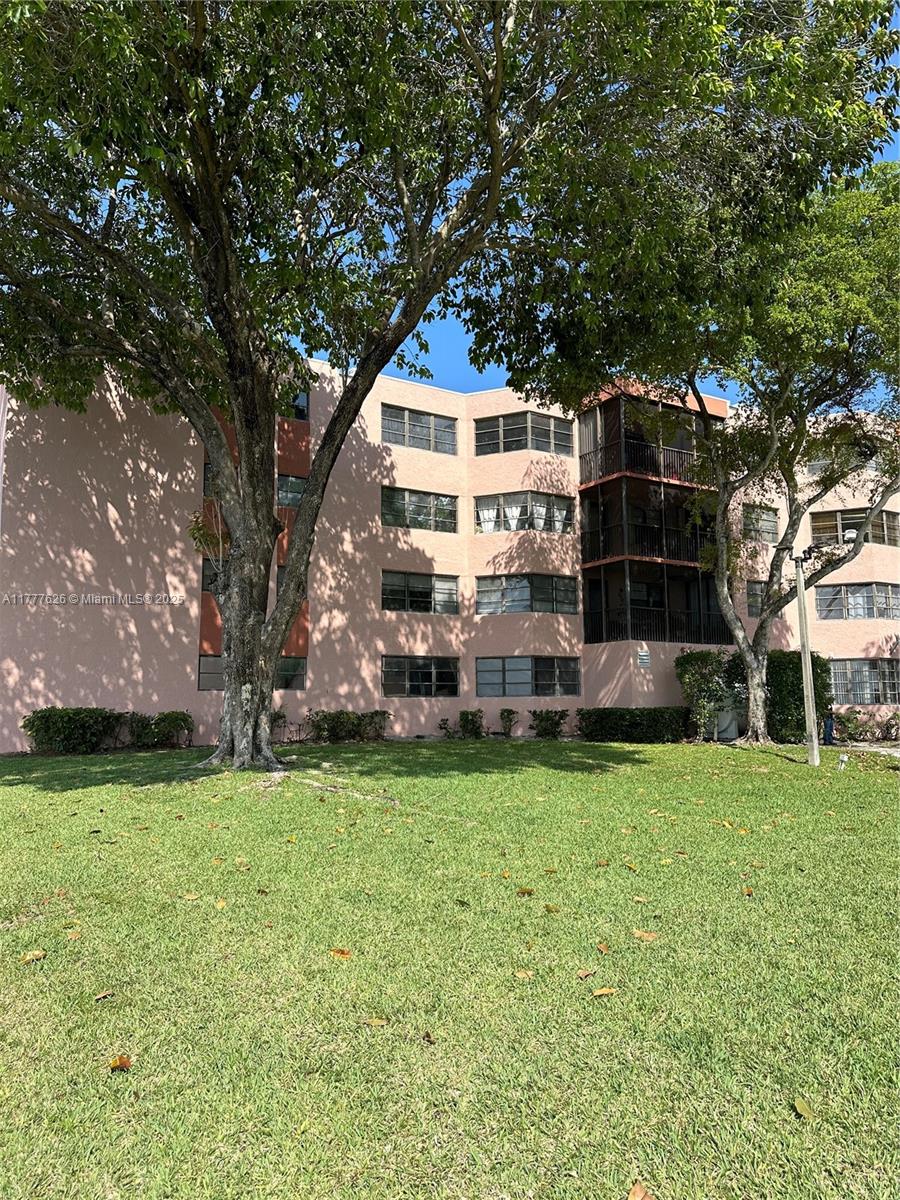 LAKEVIEW OF THE CALF CLUB - Residential Lease