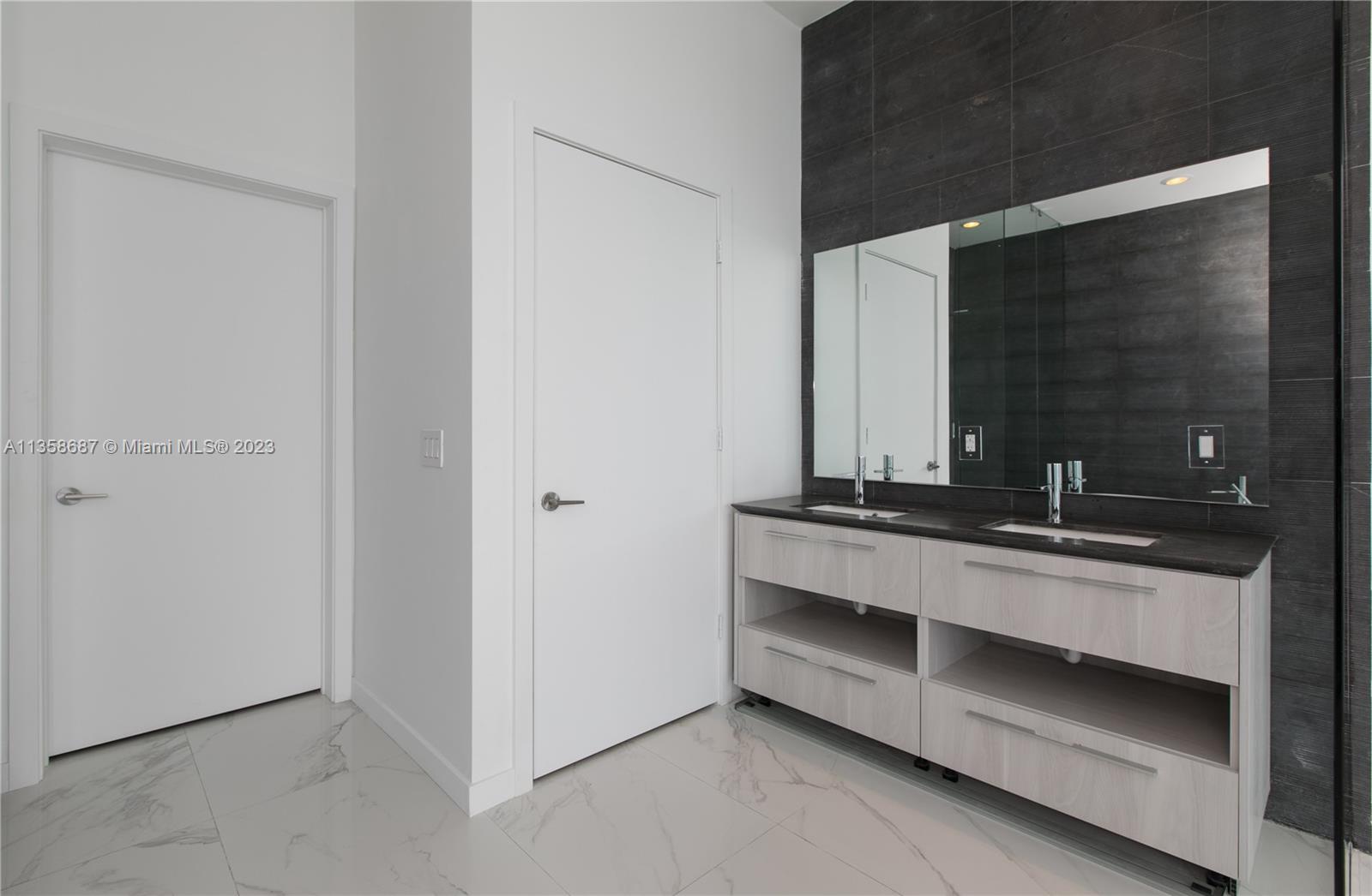 GRAN PARAISO CONDO - Residential Lease