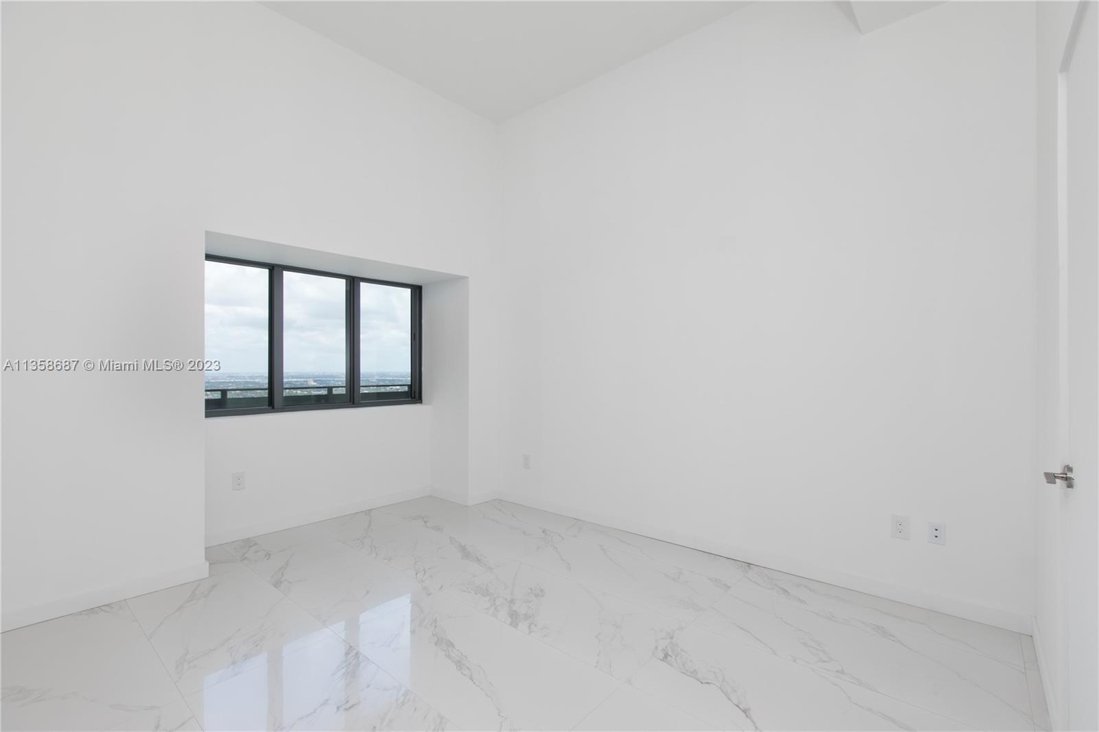 GRAN PARAISO CONDO - Residential Lease
