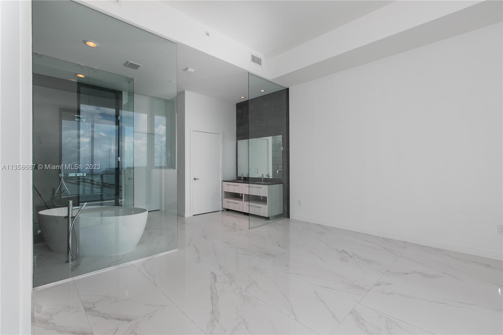 GRAN PARAISO CONDO - Residential Lease