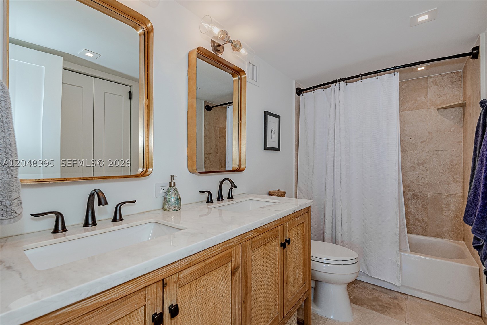 CHARTER CLUB CONDO - Residential