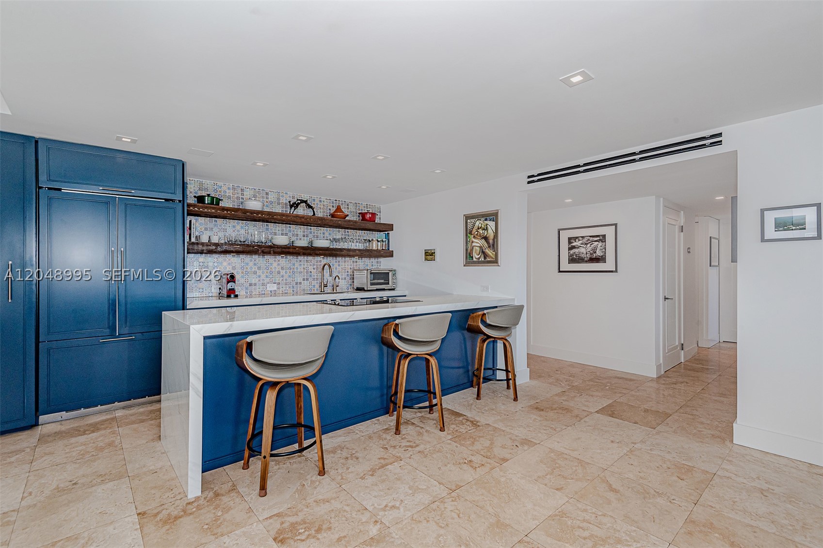 CHARTER CLUB CONDO - Residential