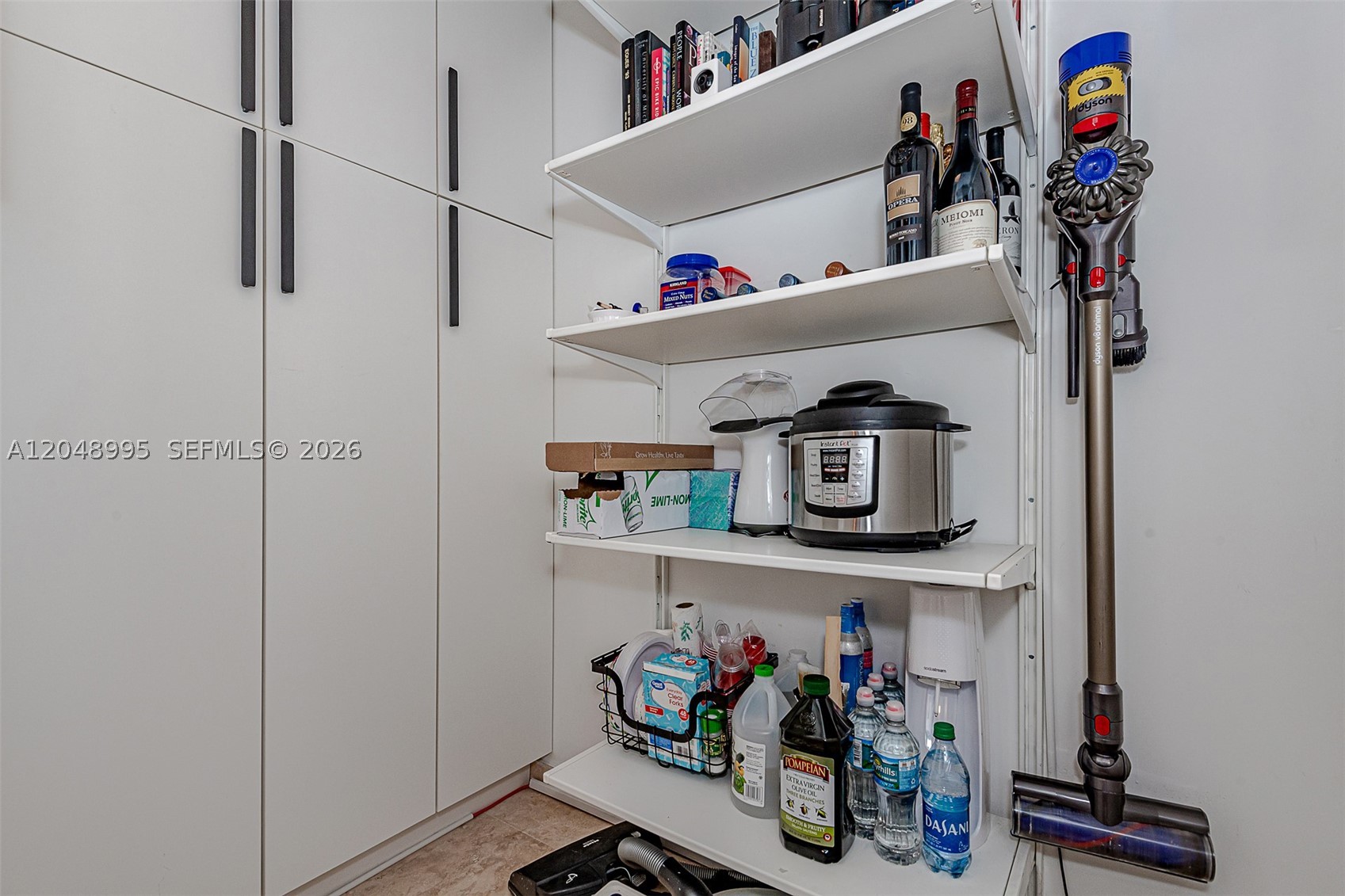CHARTER CLUB CONDO - Residential