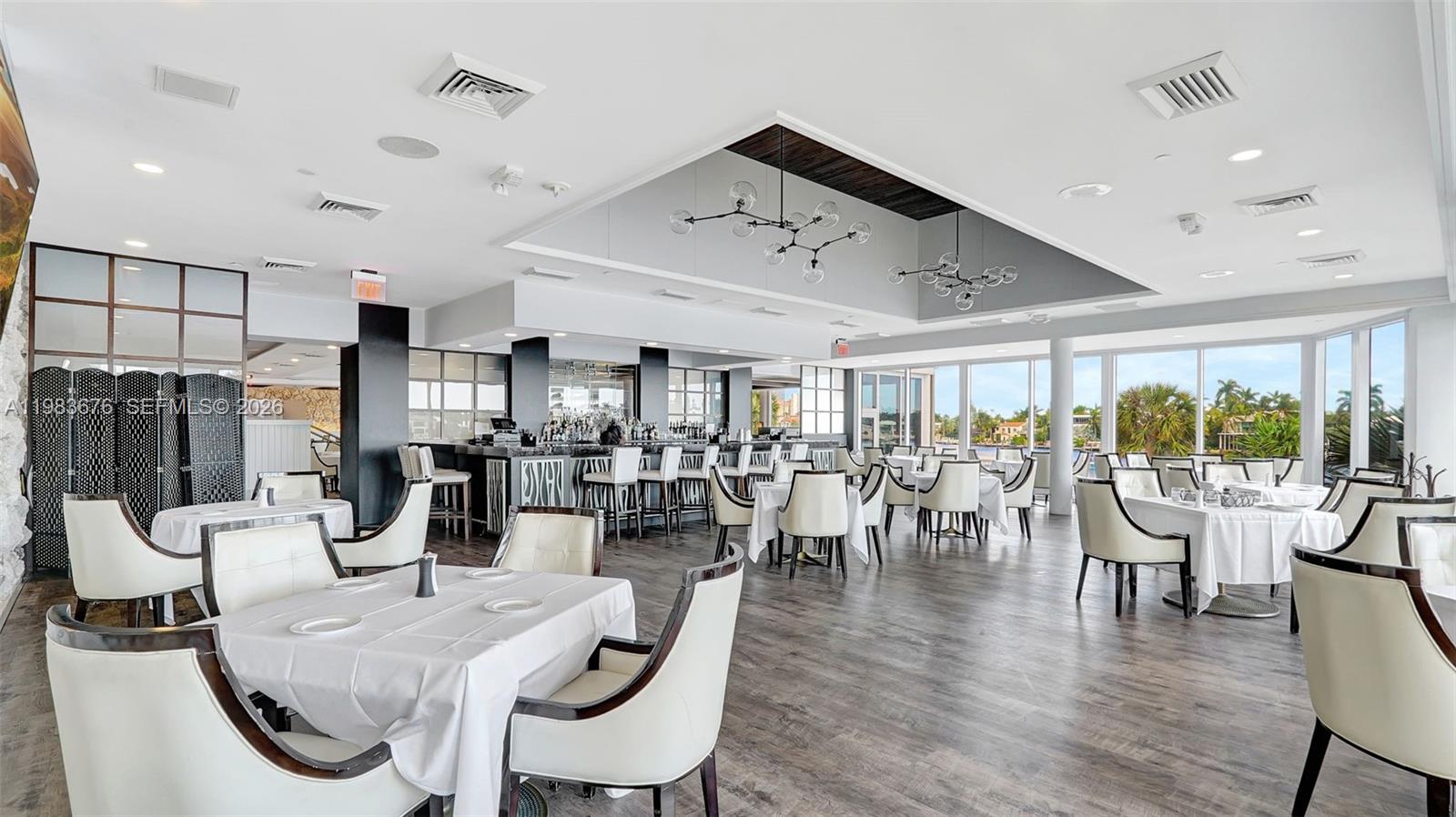 HAMPTONS WEST CONDO - Residential