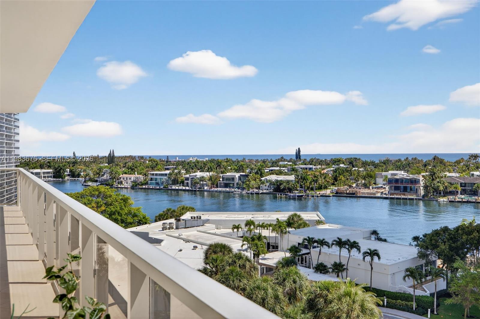 HAMPTONS WEST CONDO - Residential