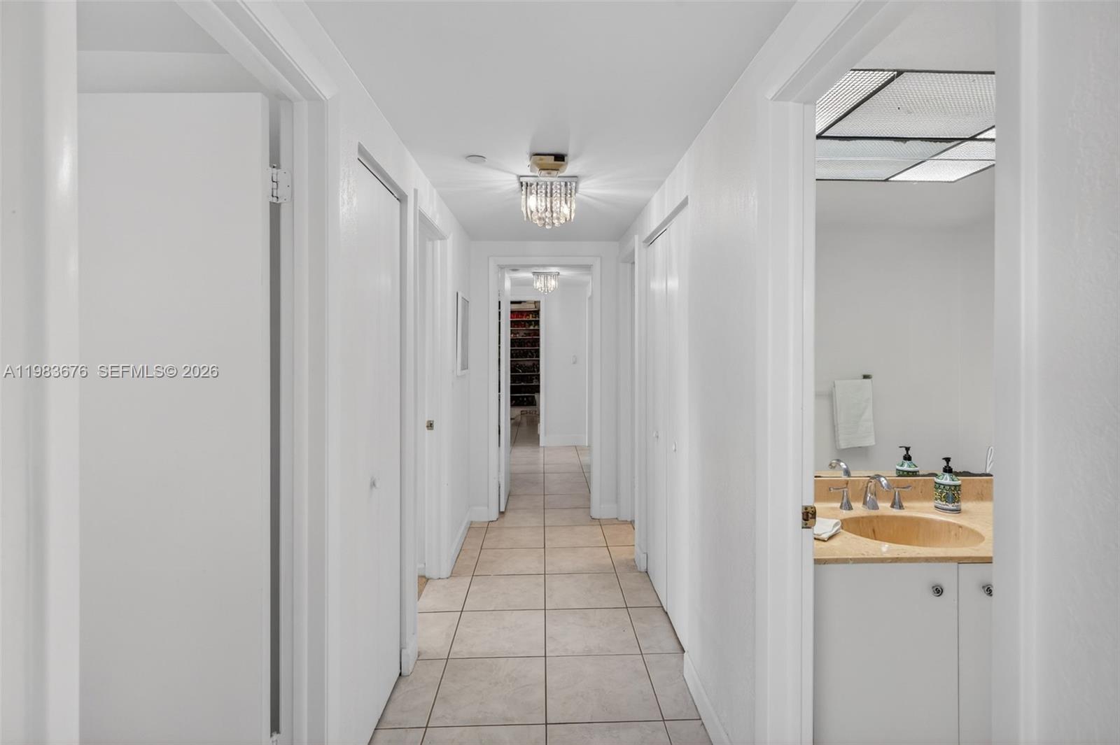 HAMPTONS WEST CONDO - Residential