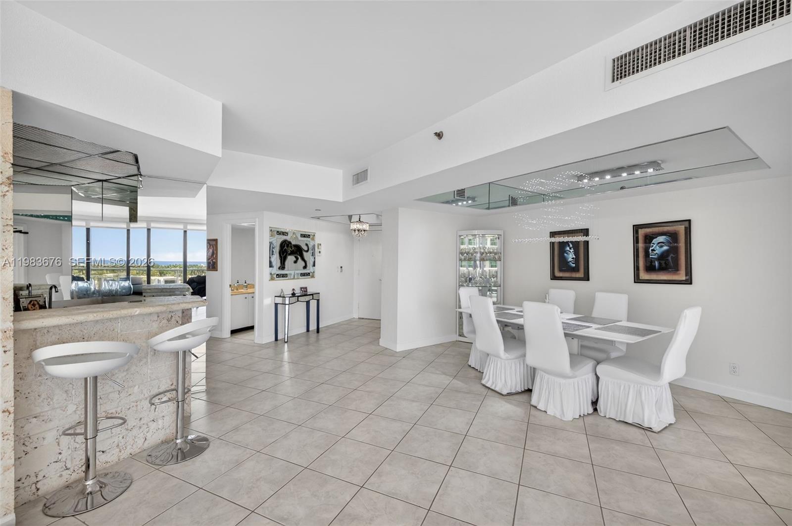 HAMPTONS WEST CONDO - Residential