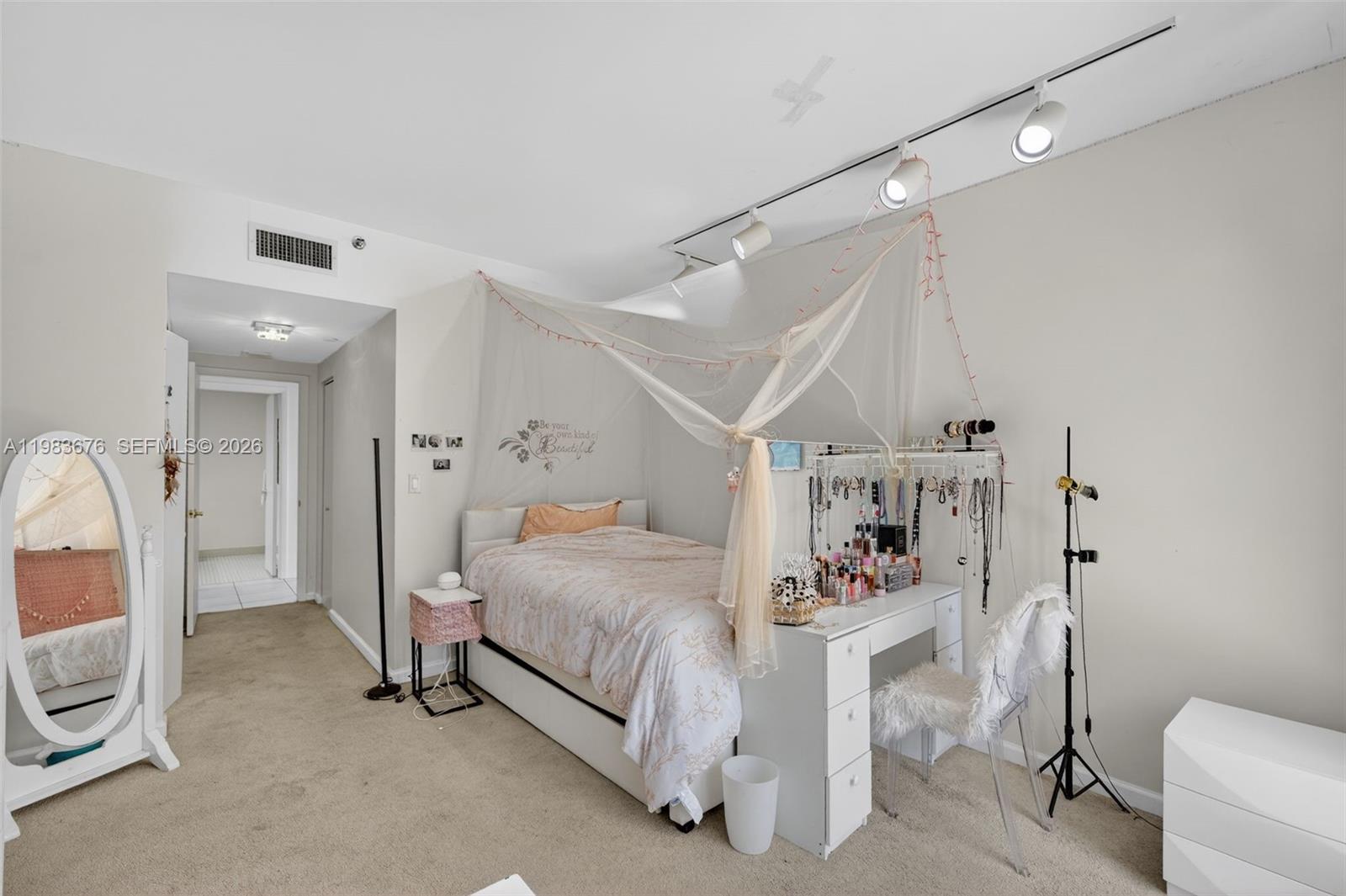 HAMPTONS WEST CONDO - Residential