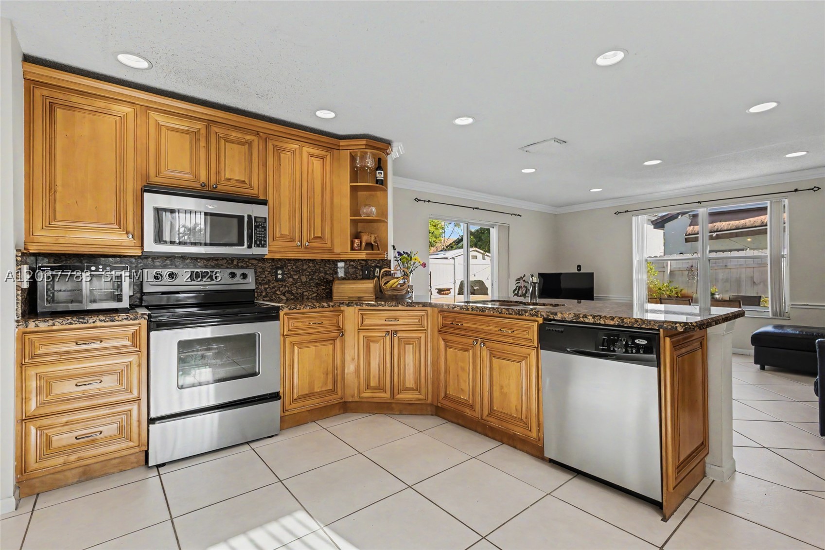 SILVER LAKES PHASE III RE - Residential Lease