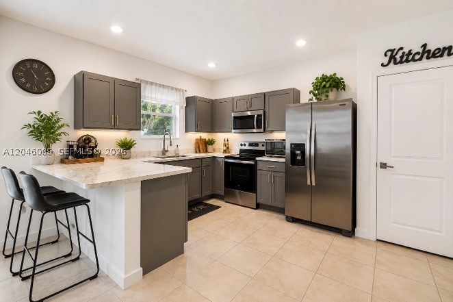 HAMILTON PLACE - Residential