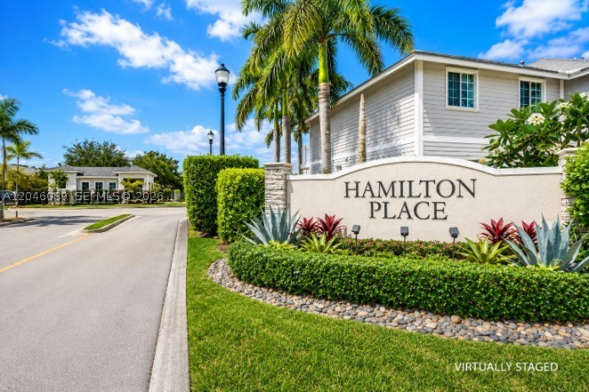 HAMILTON PLACE - Residential