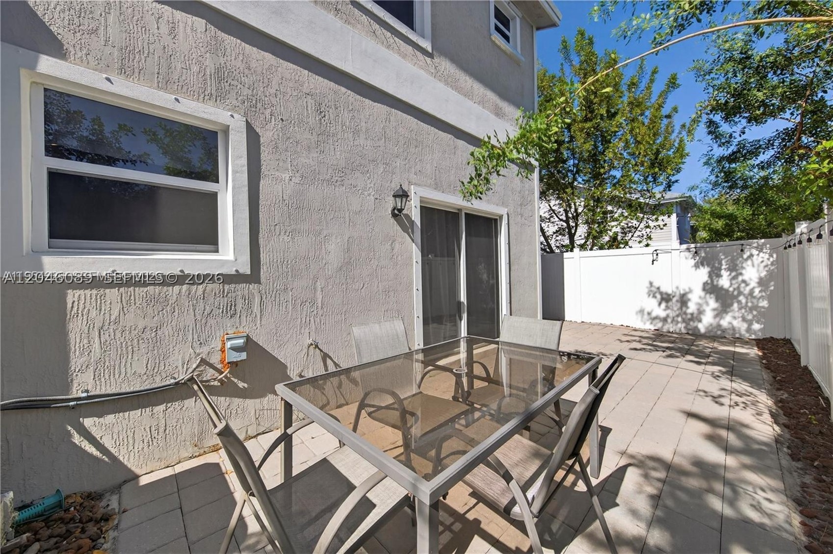 HAMILTON PLACE - Residential