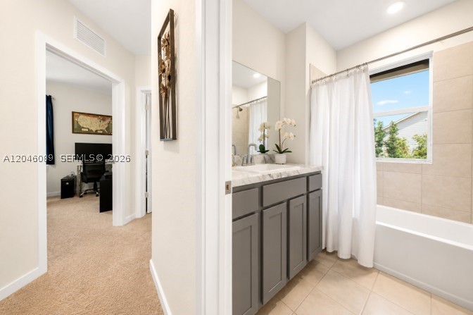 HAMILTON PLACE - Residential