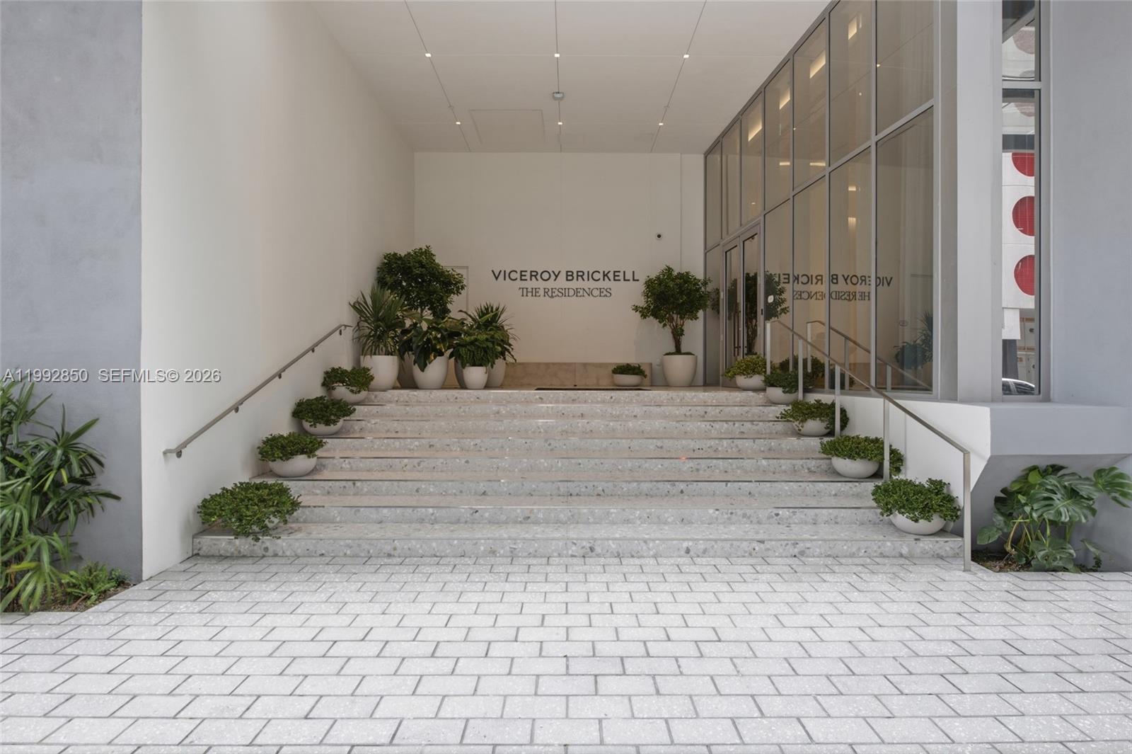 BRICKELL POINT - Residential