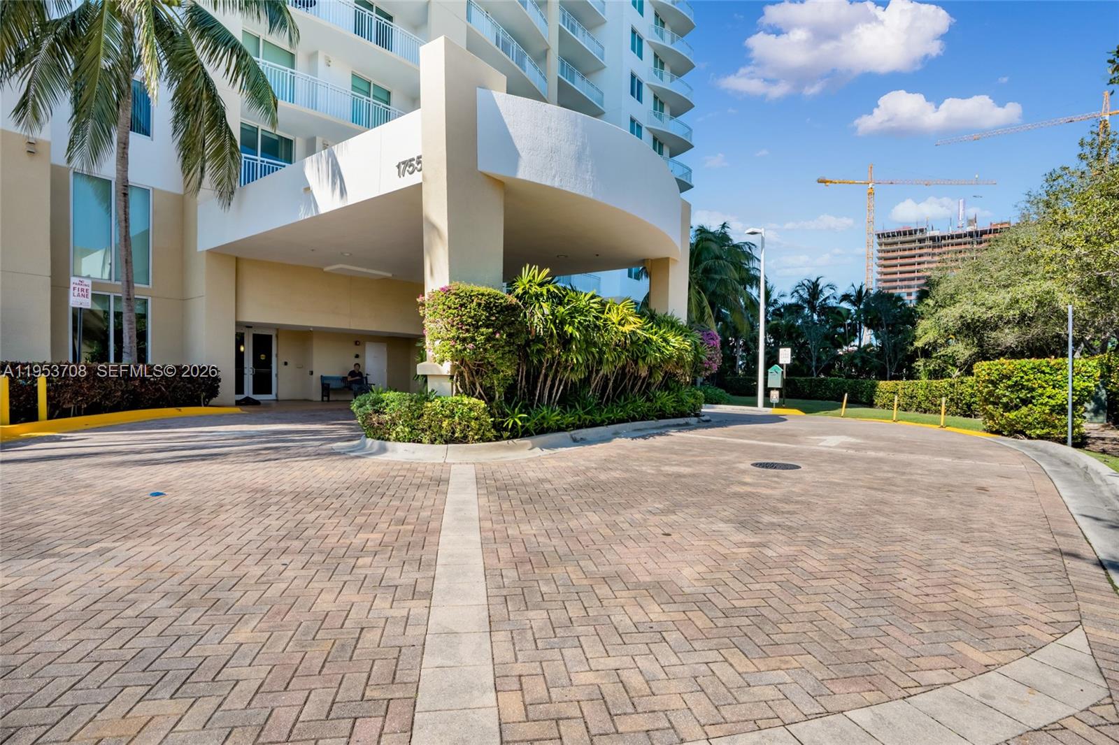 DUO CONDOMINIUM EAST - Residential