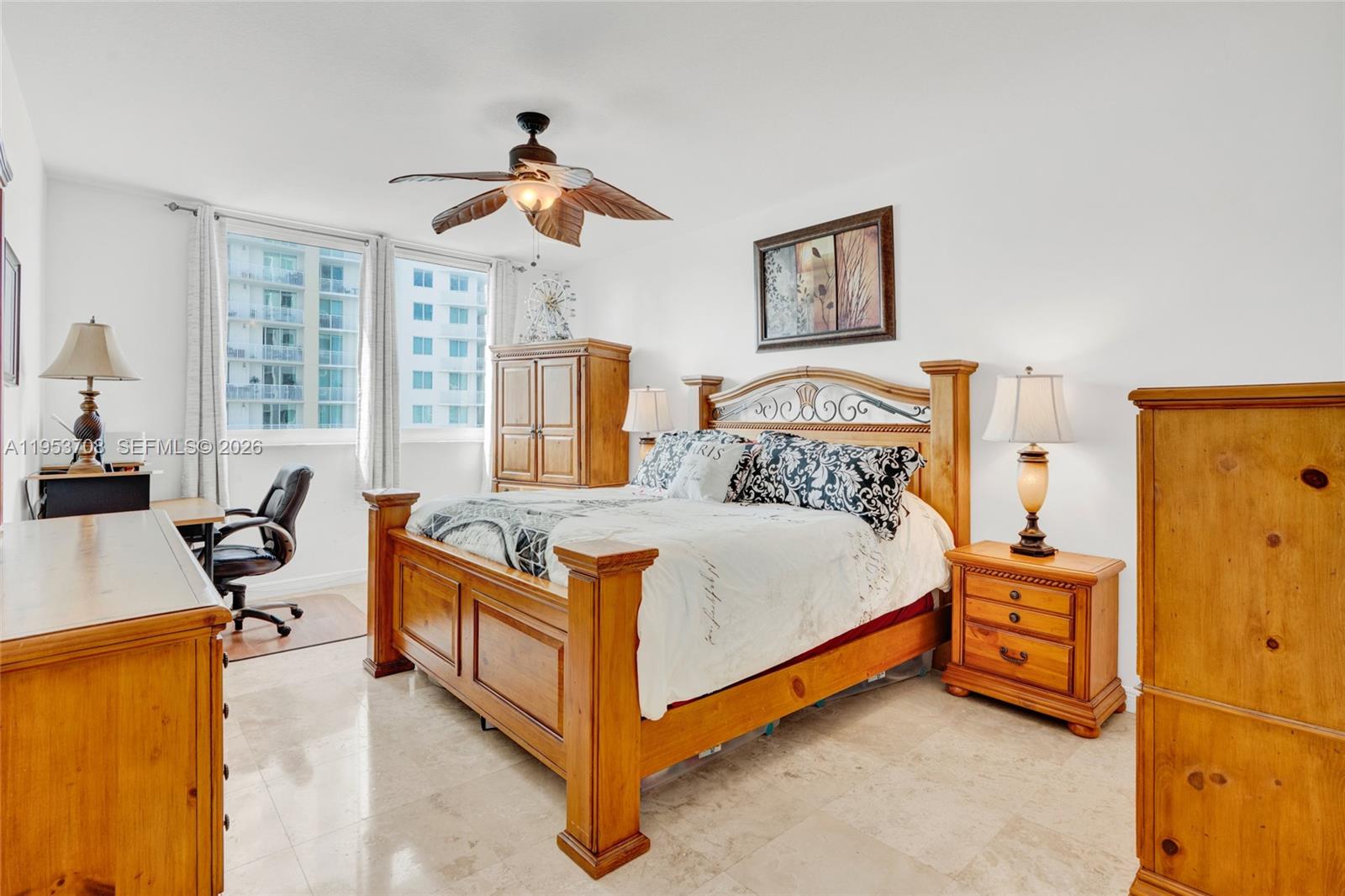 DUO CONDOMINIUM EAST - Residential