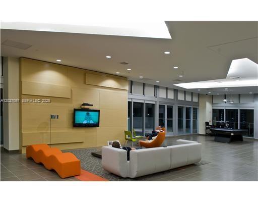 THE AXIS ON BRICKELL II C - Residential Lease