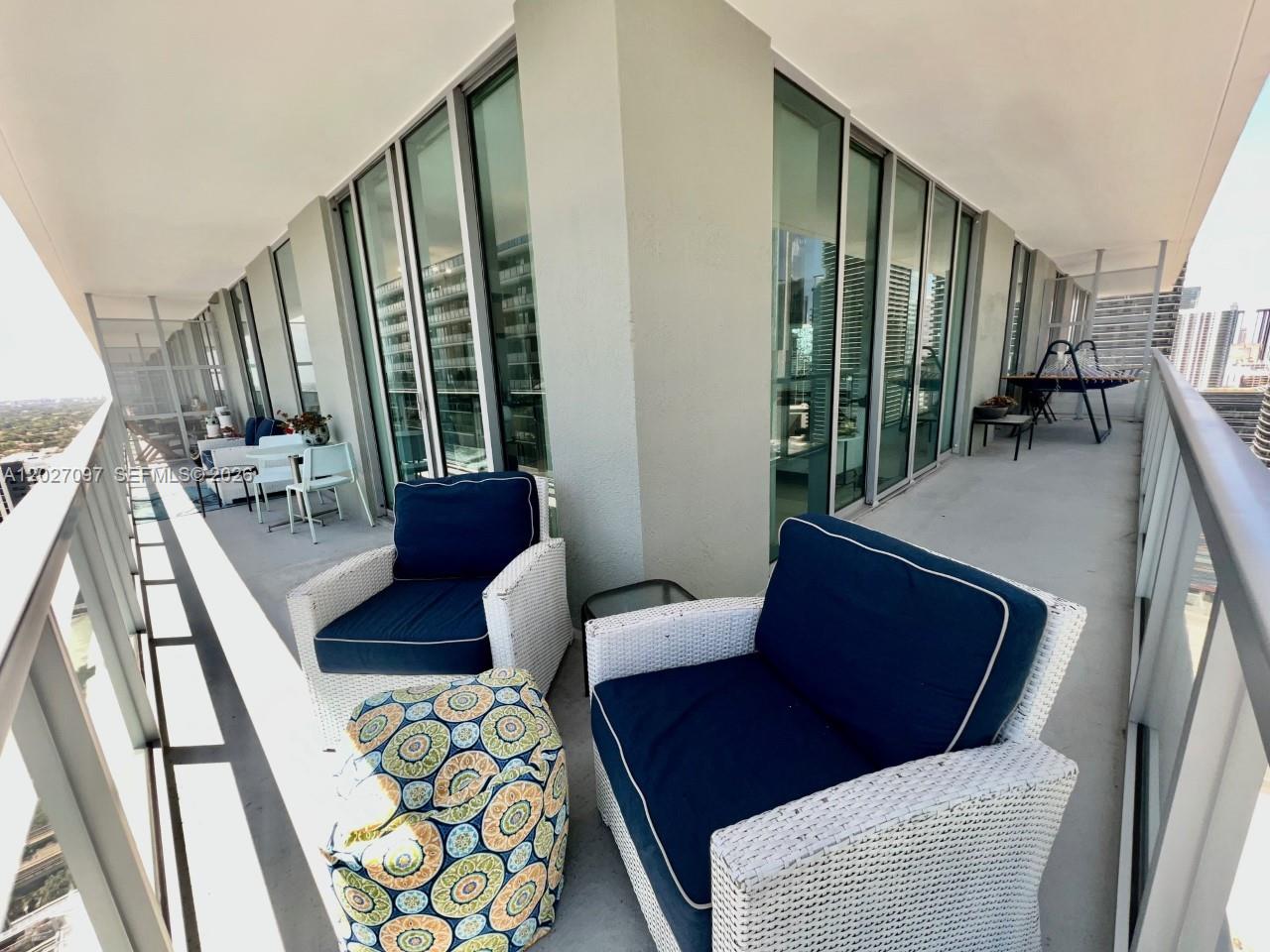 THE AXIS ON BRICKELL II C - Residential Lease