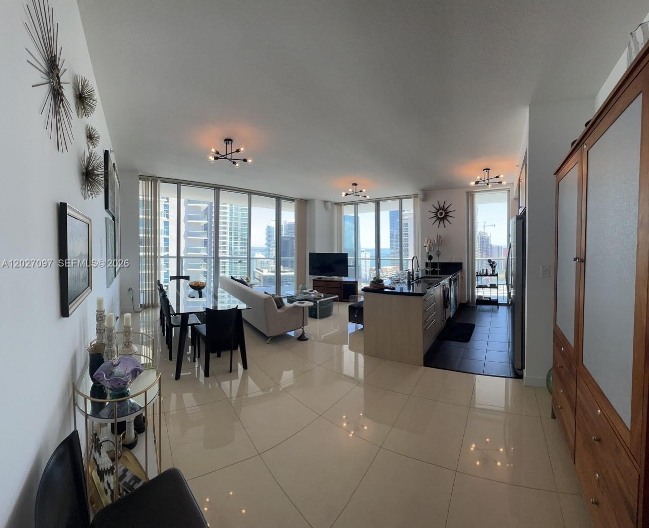 THE AXIS ON BRICKELL II C - Residential Lease