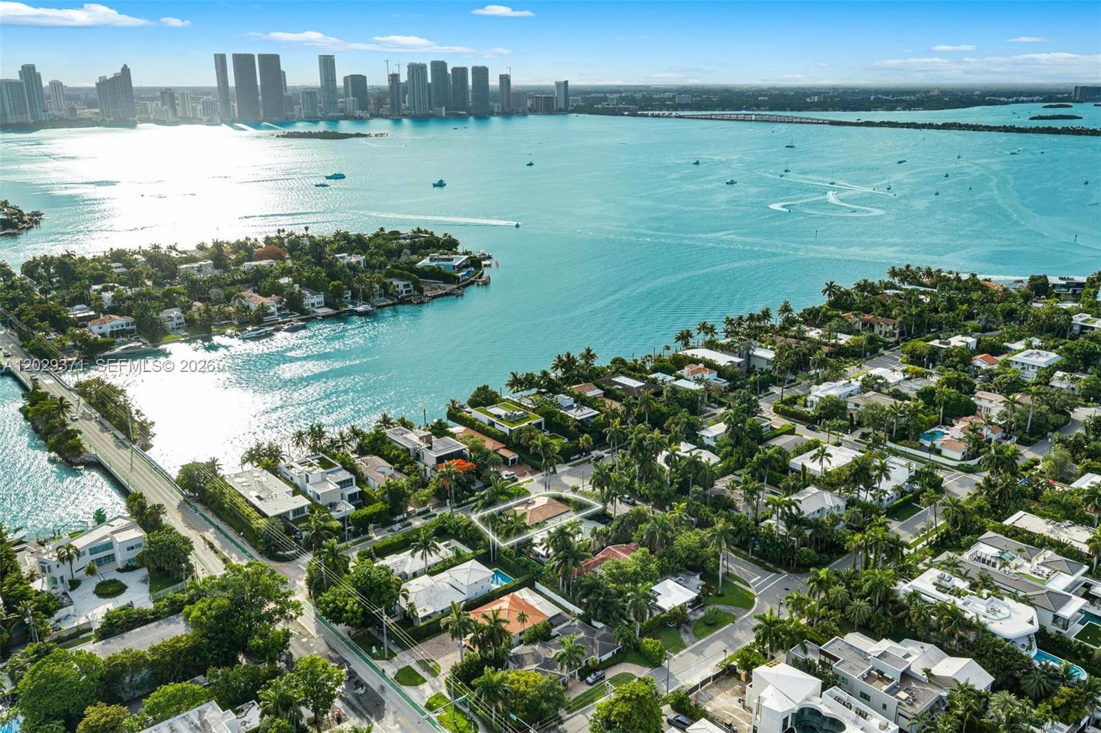 DI LIDO ISLAND - Residential
