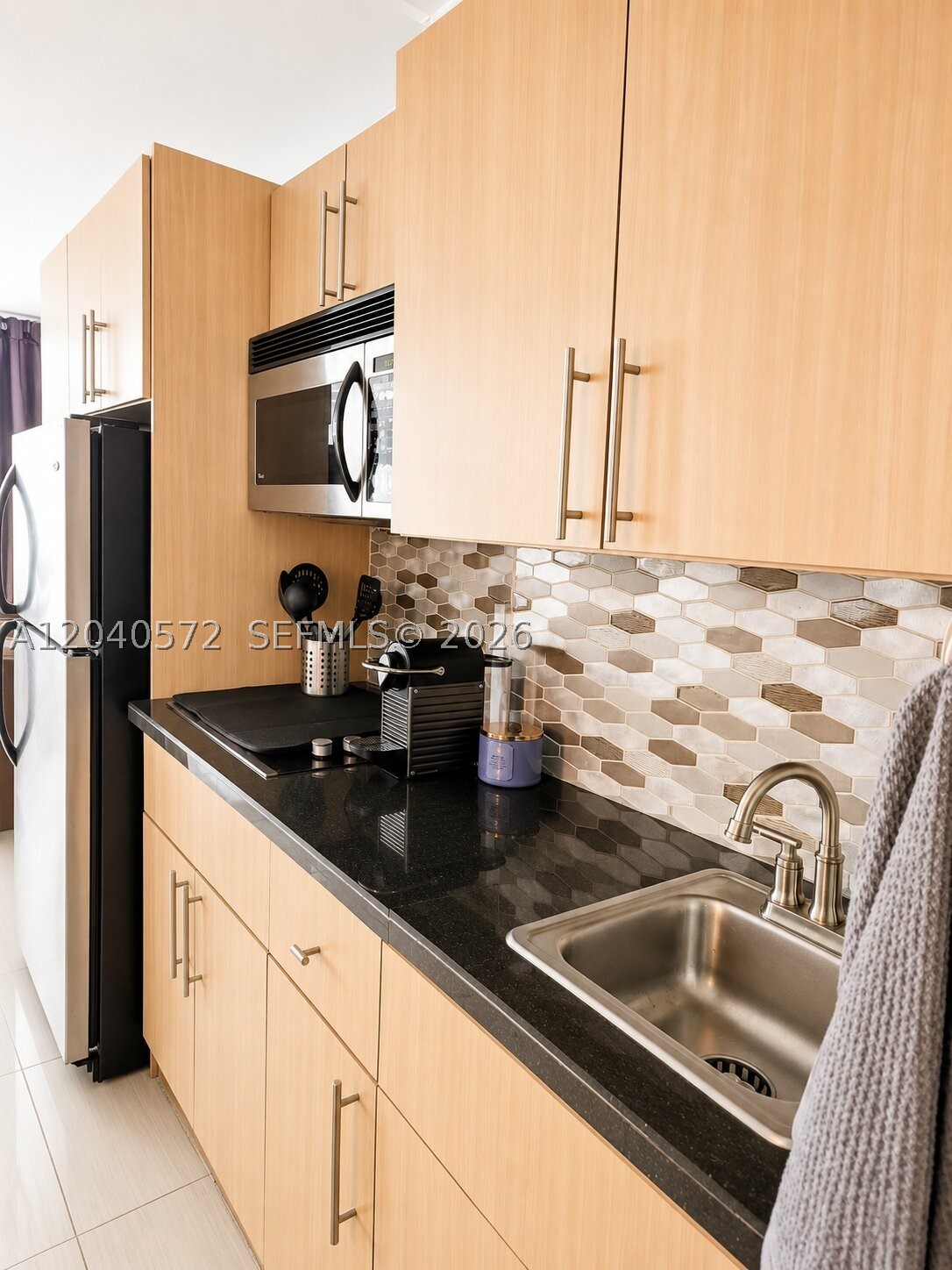 THE AVENTURA BEACH CLUB C - Residential