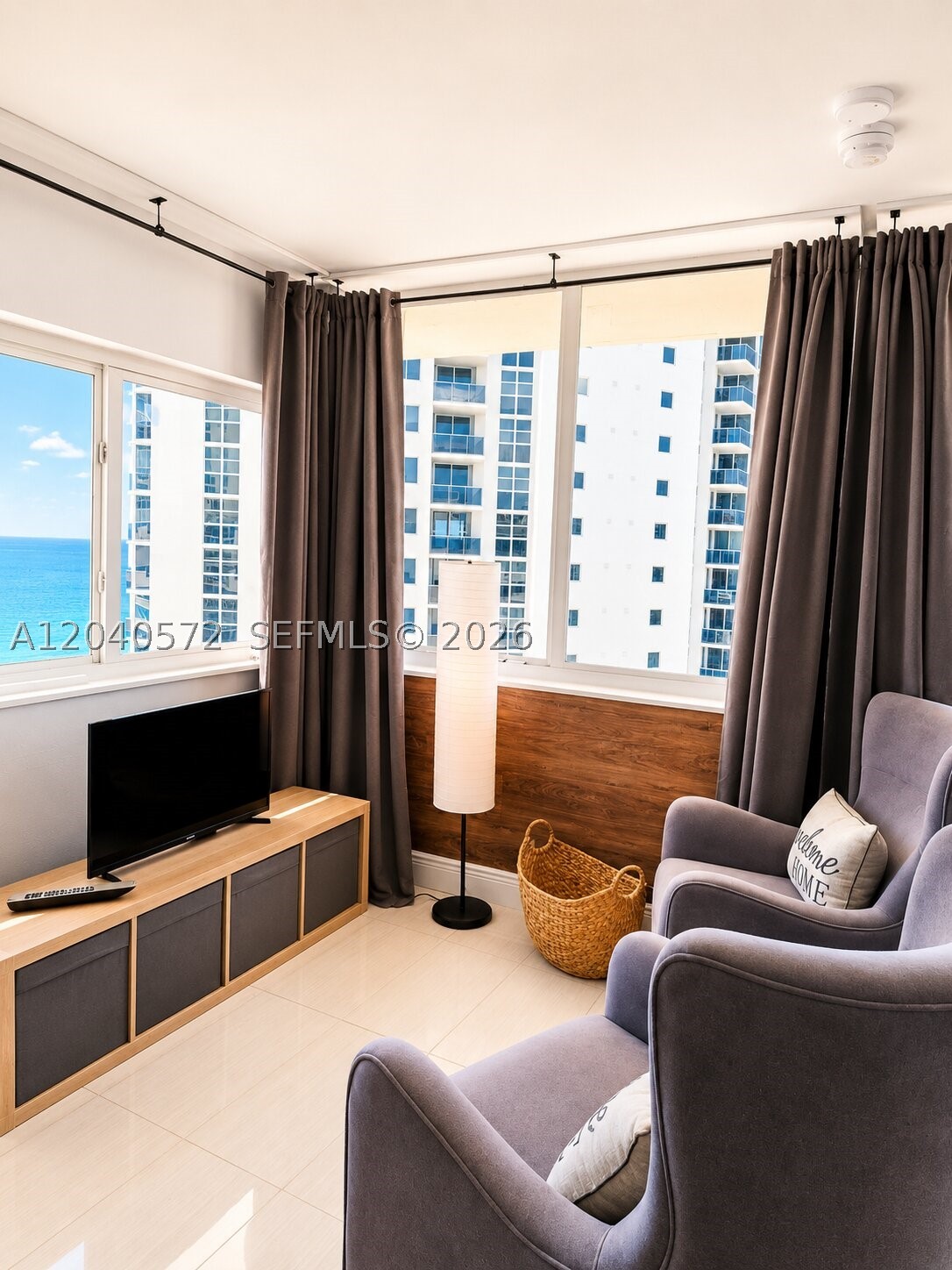 THE AVENTURA BEACH CLUB C - Residential