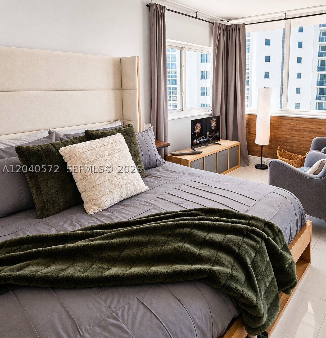 THE AVENTURA BEACH CLUB C - Residential
