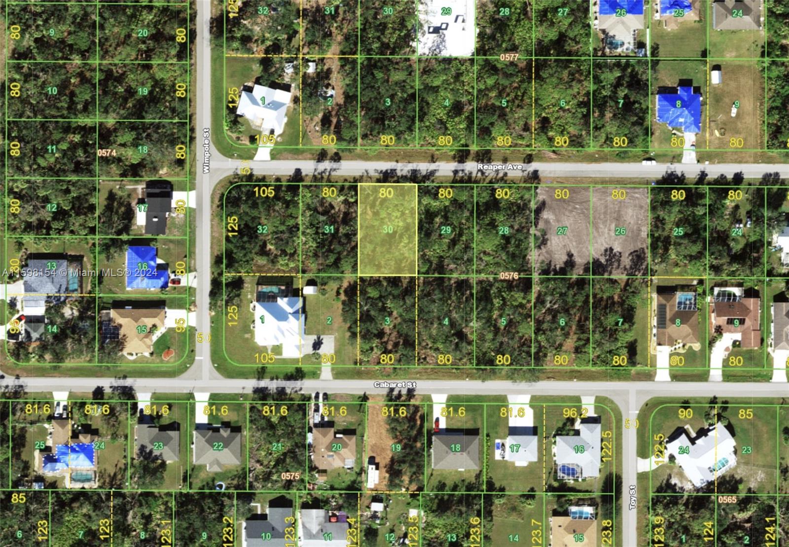 Port Charlotte - Land