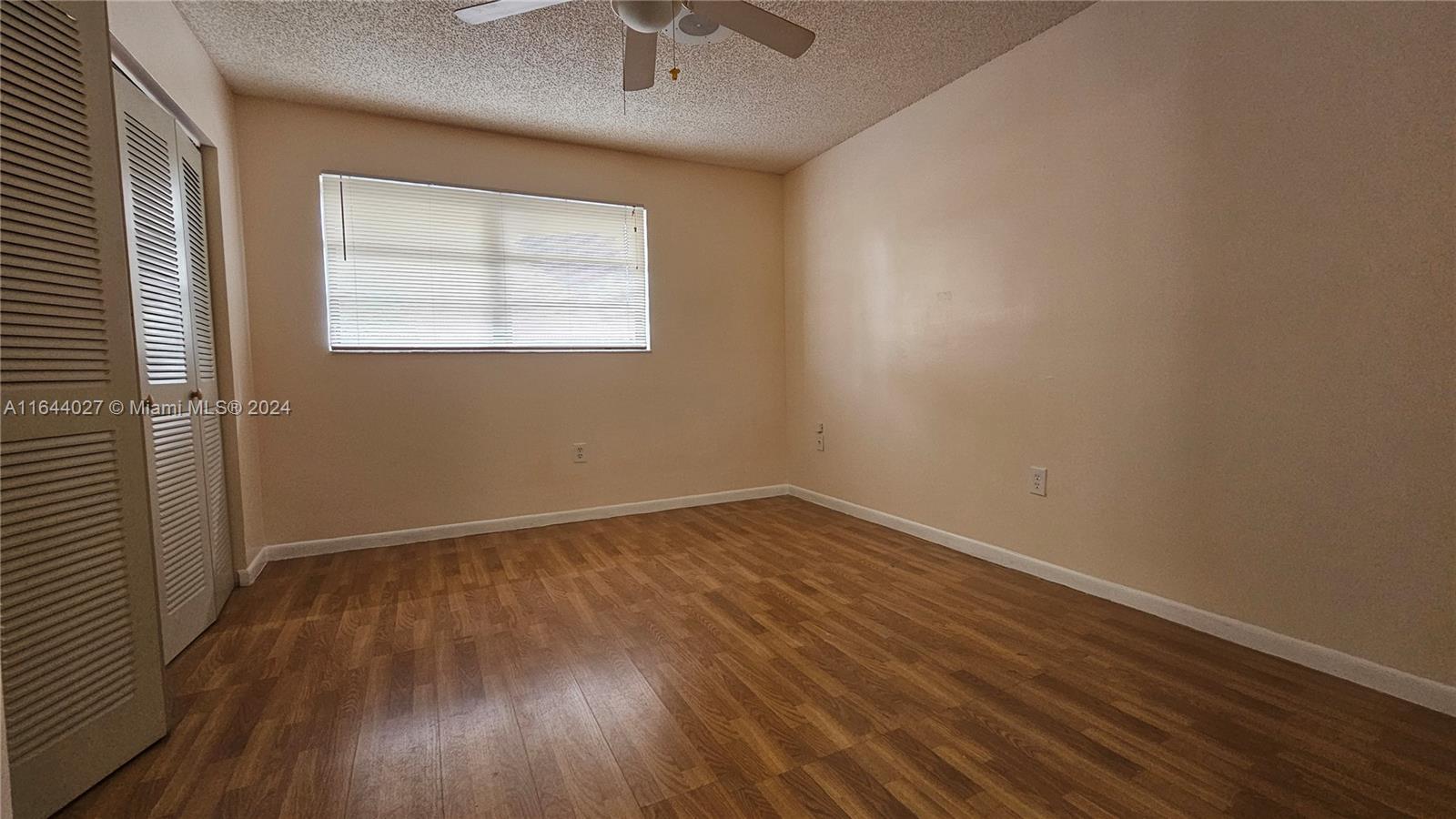 KENDALL LKS E LAKEVIEW TH - Residential Lease