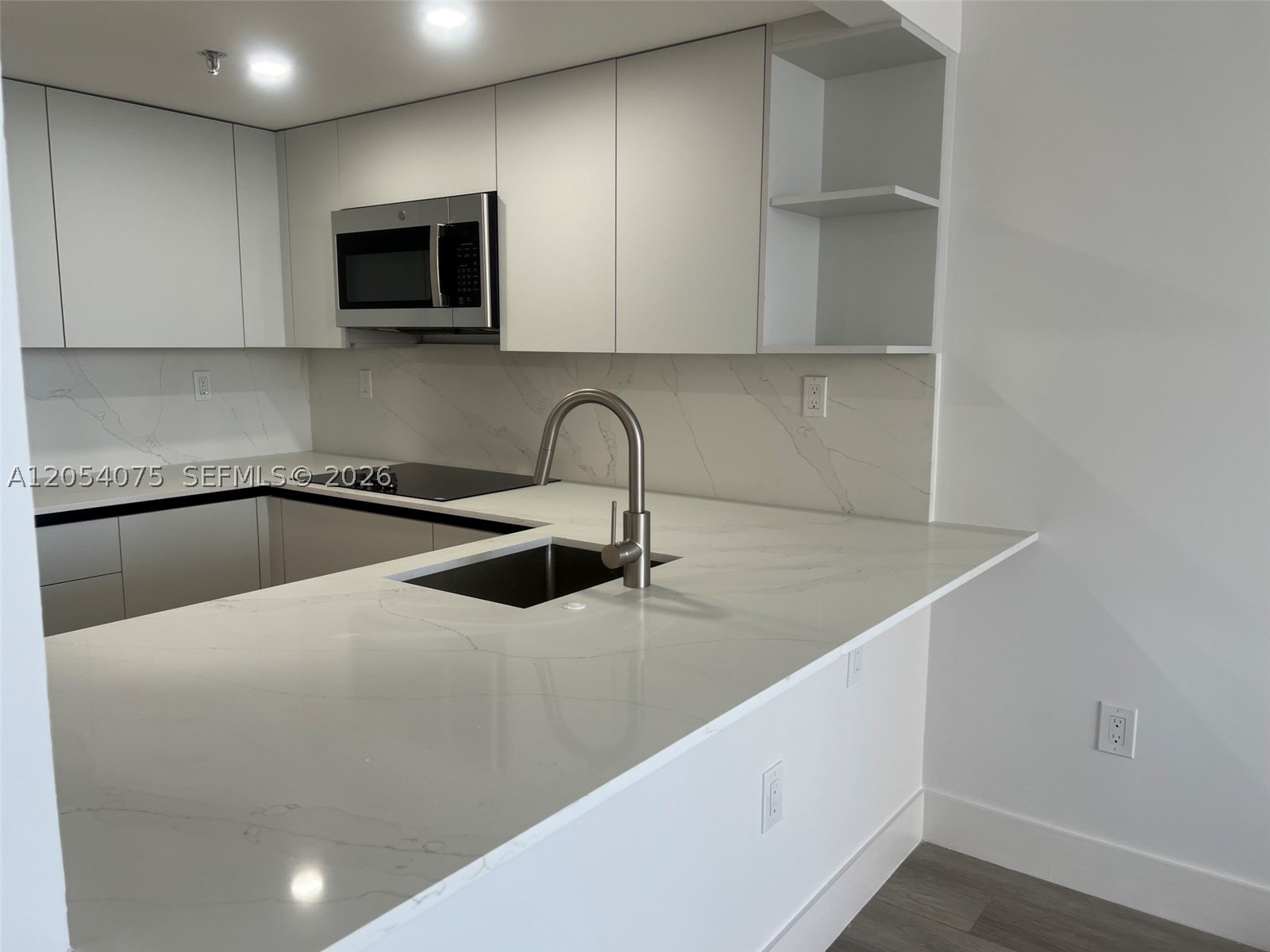 BRICKELL KEY II CONDO - Residential Lease
