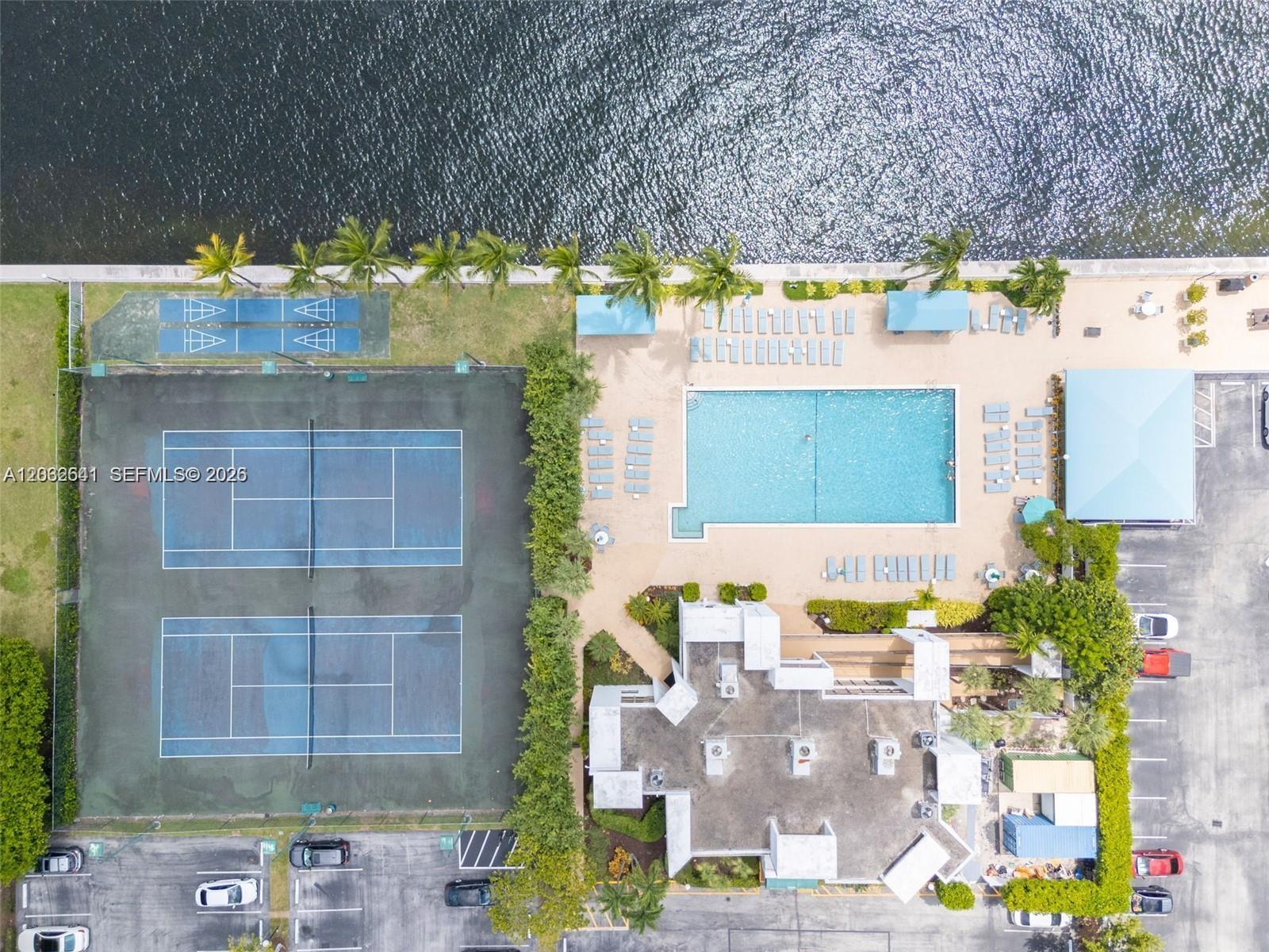 OCEANVIEW PARK CONDO - Residential