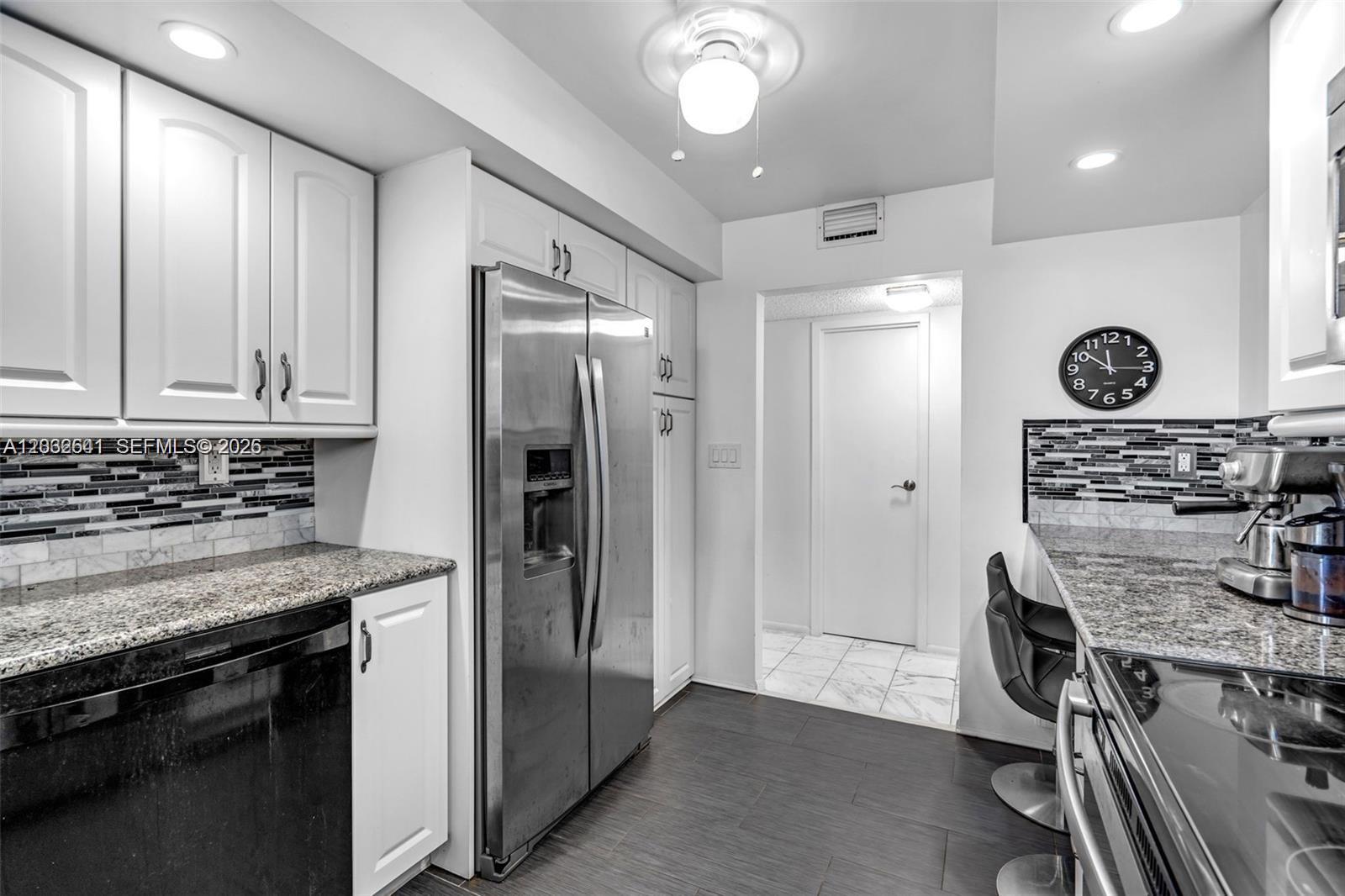 OCEANVIEW PARK CONDO - Residential