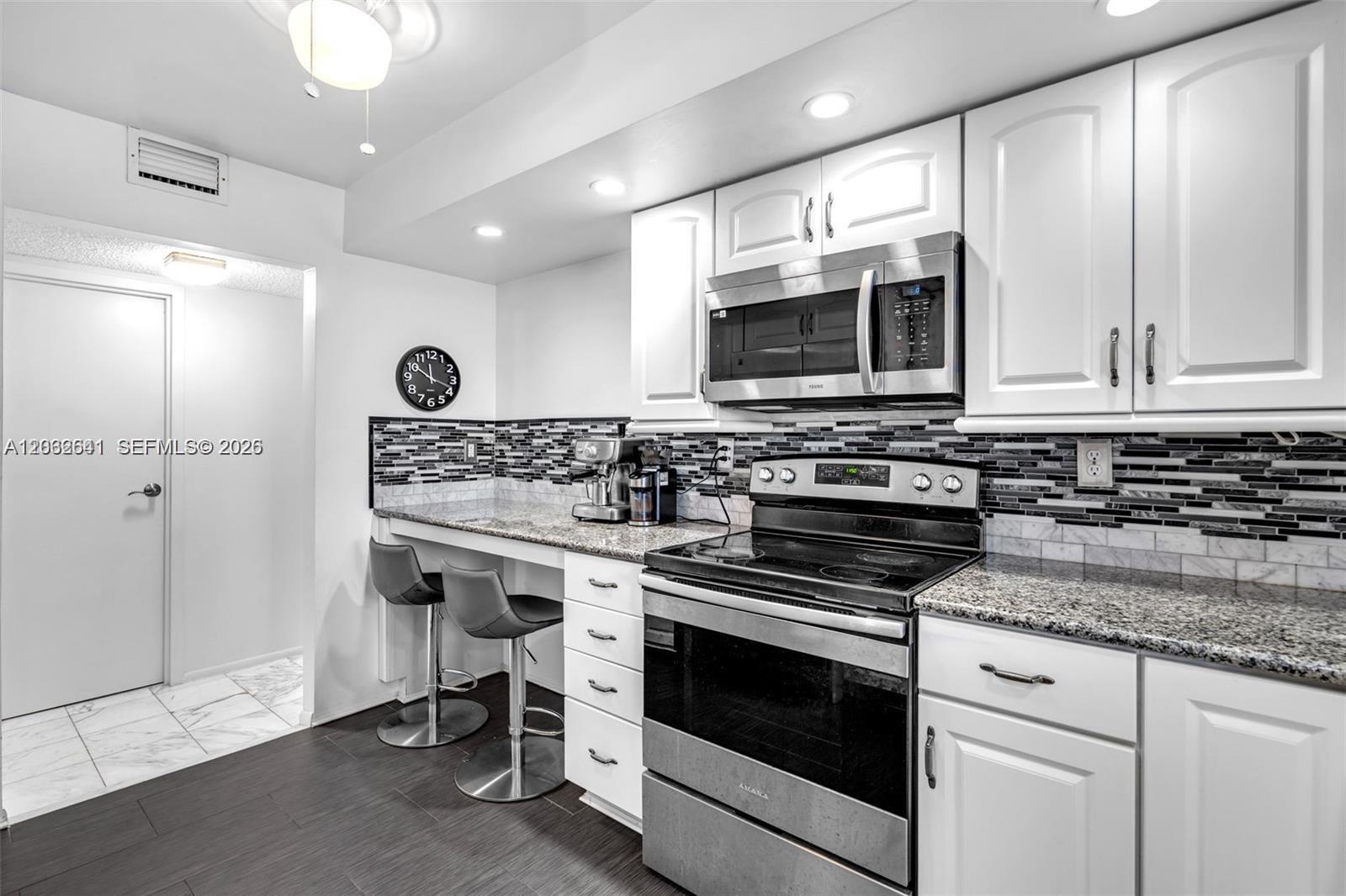 OCEANVIEW PARK CONDO - Residential