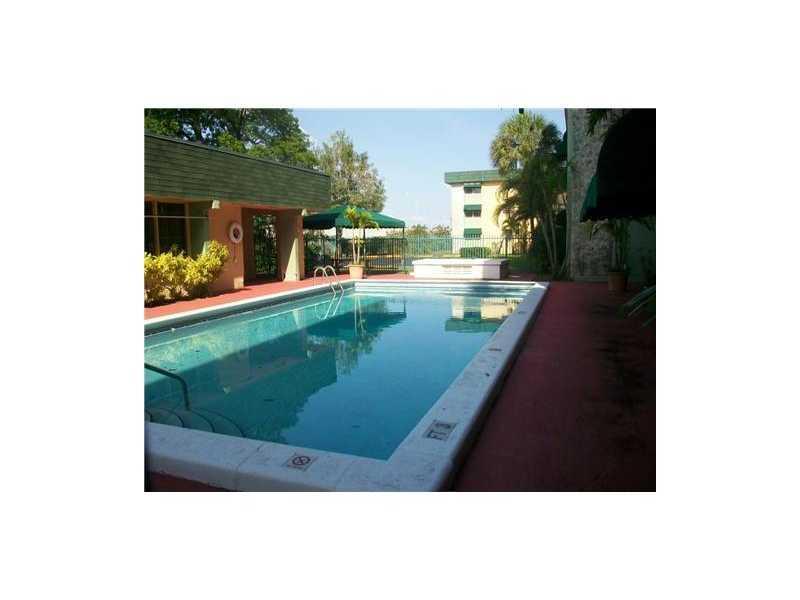 LAS ESTRELLAS CONDO - Residential Lease