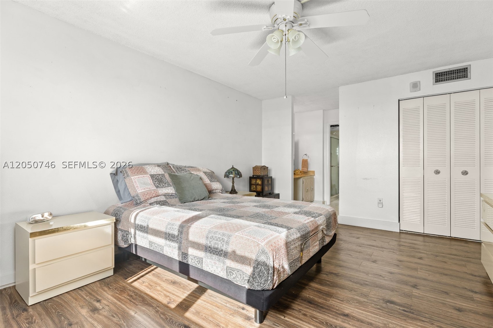 STANTON HOUSE CONDO - Residential Lease