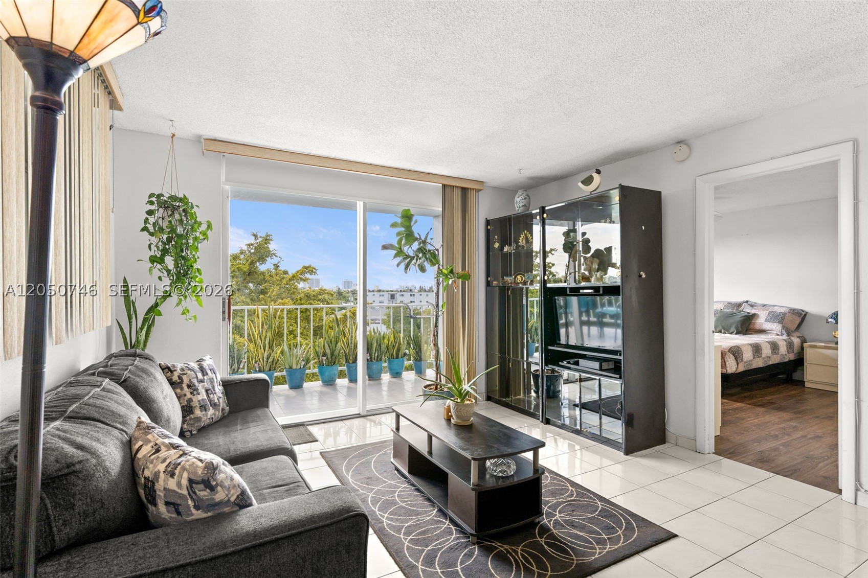 STANTON HOUSE CONDO - Residential Lease