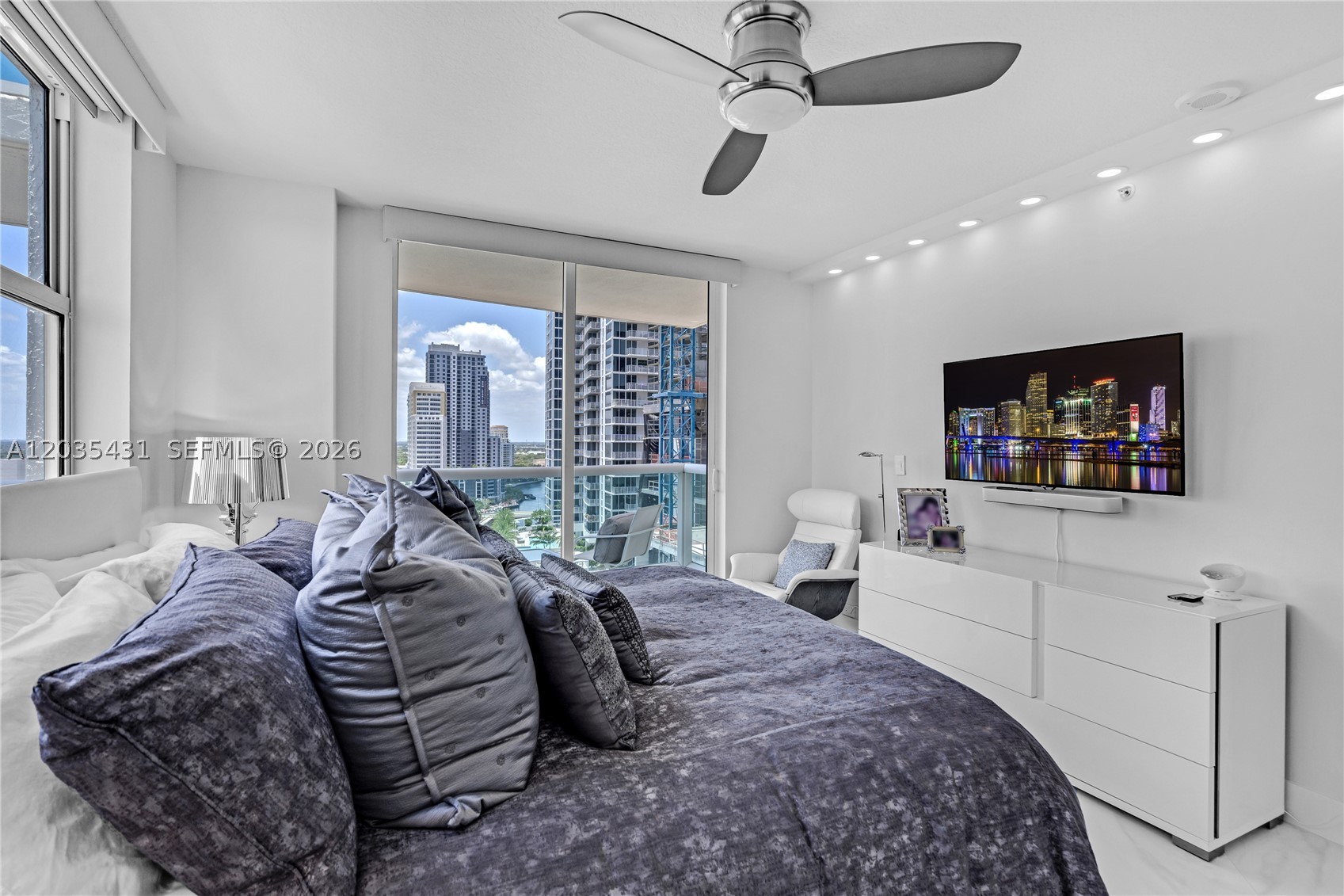 WATERGARDEN CONDO - Residential