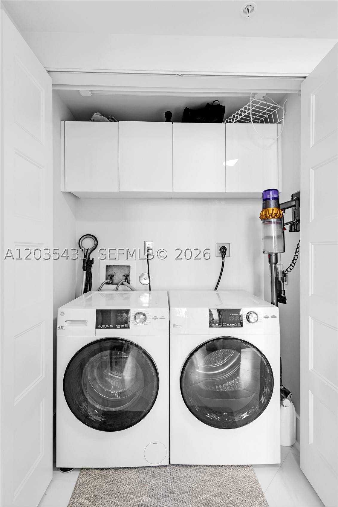 WATERGARDEN CONDO - Residential