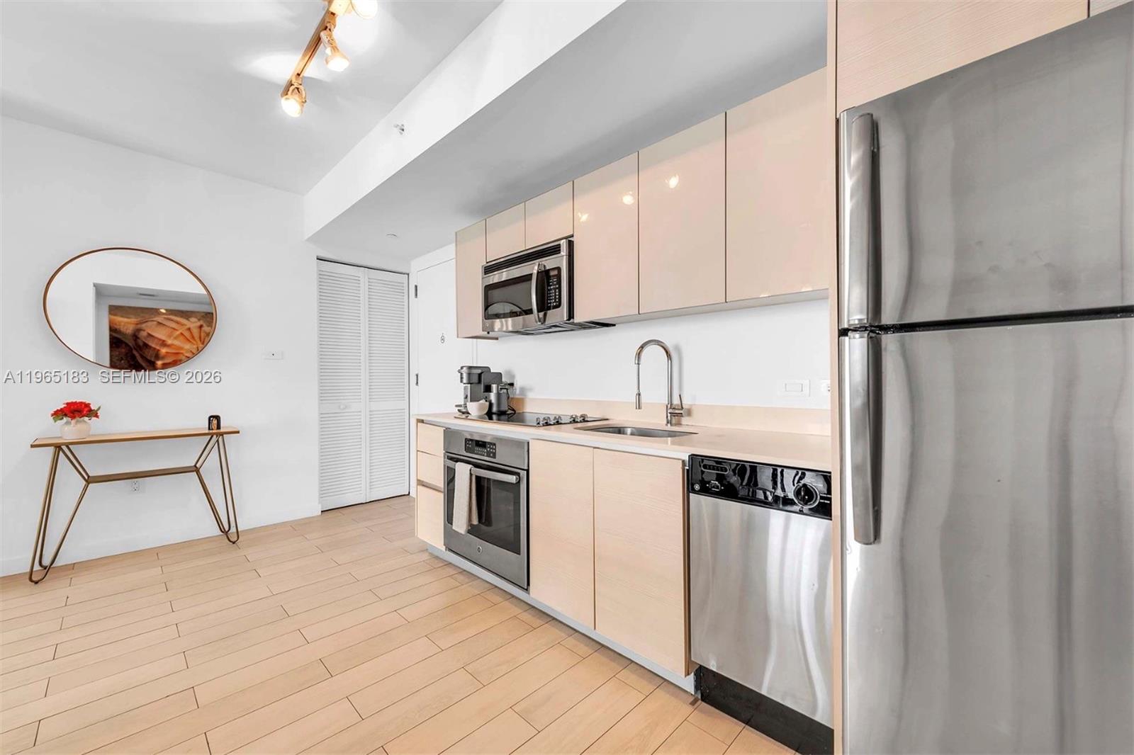 BEACHWALK CONDOMINIUM - Residential