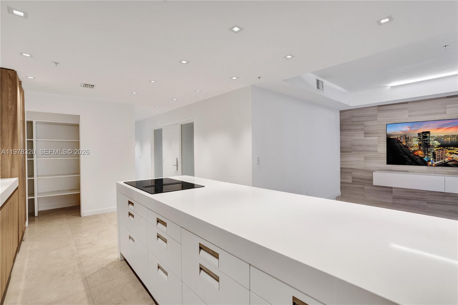 THE THS AT SUNSET HARBOUR - Residential