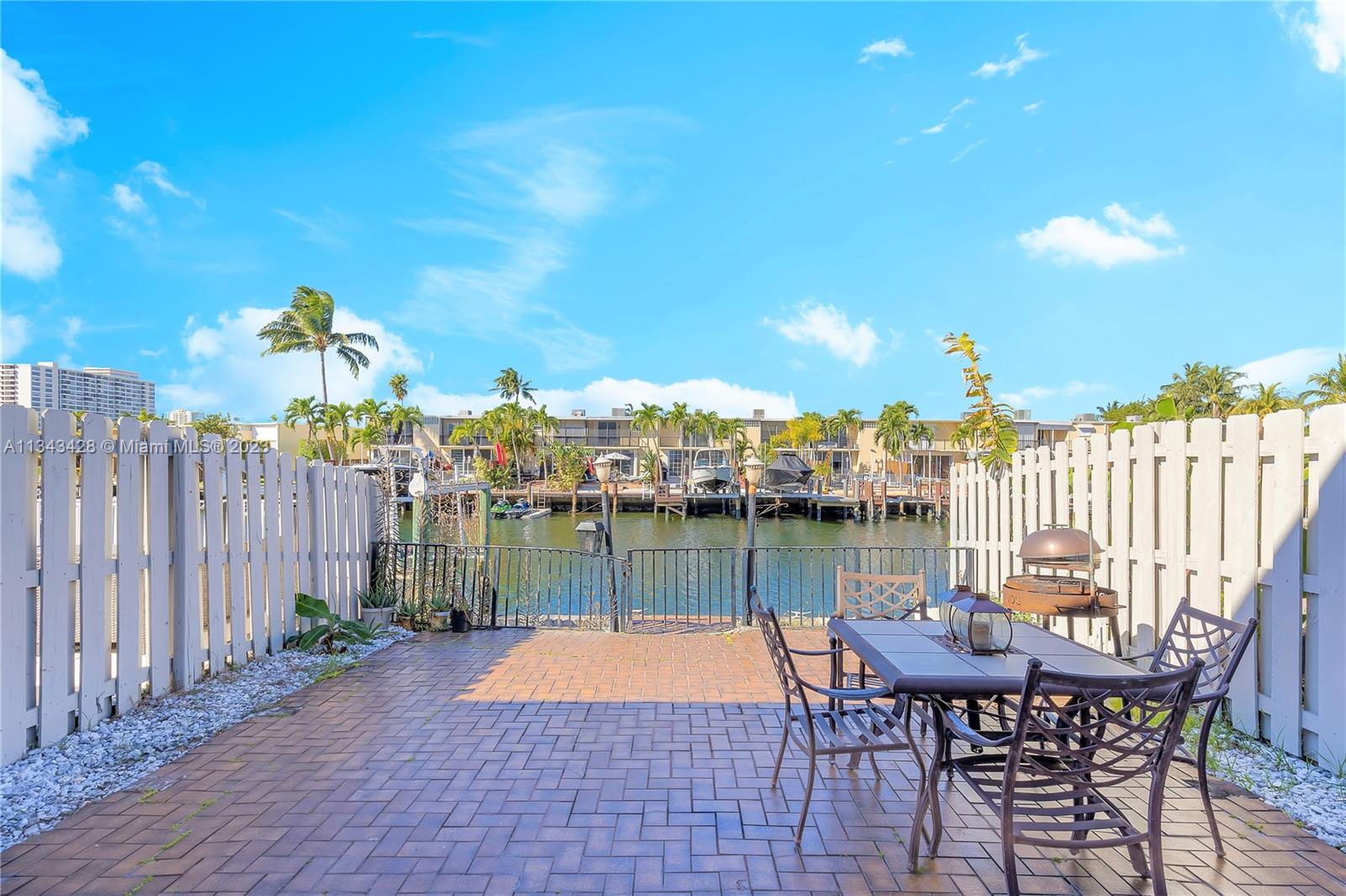 VENETIAN PARK II - Residential
