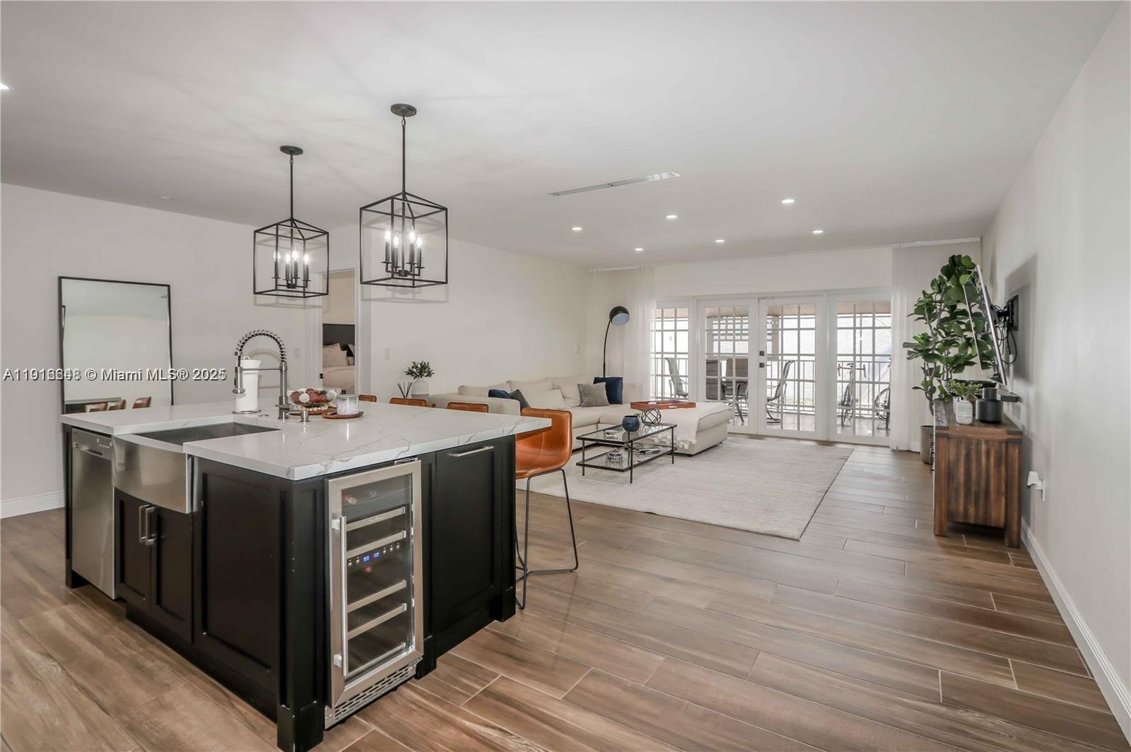 MIAMI LAKES WINDMILL GATE - Residential Lease