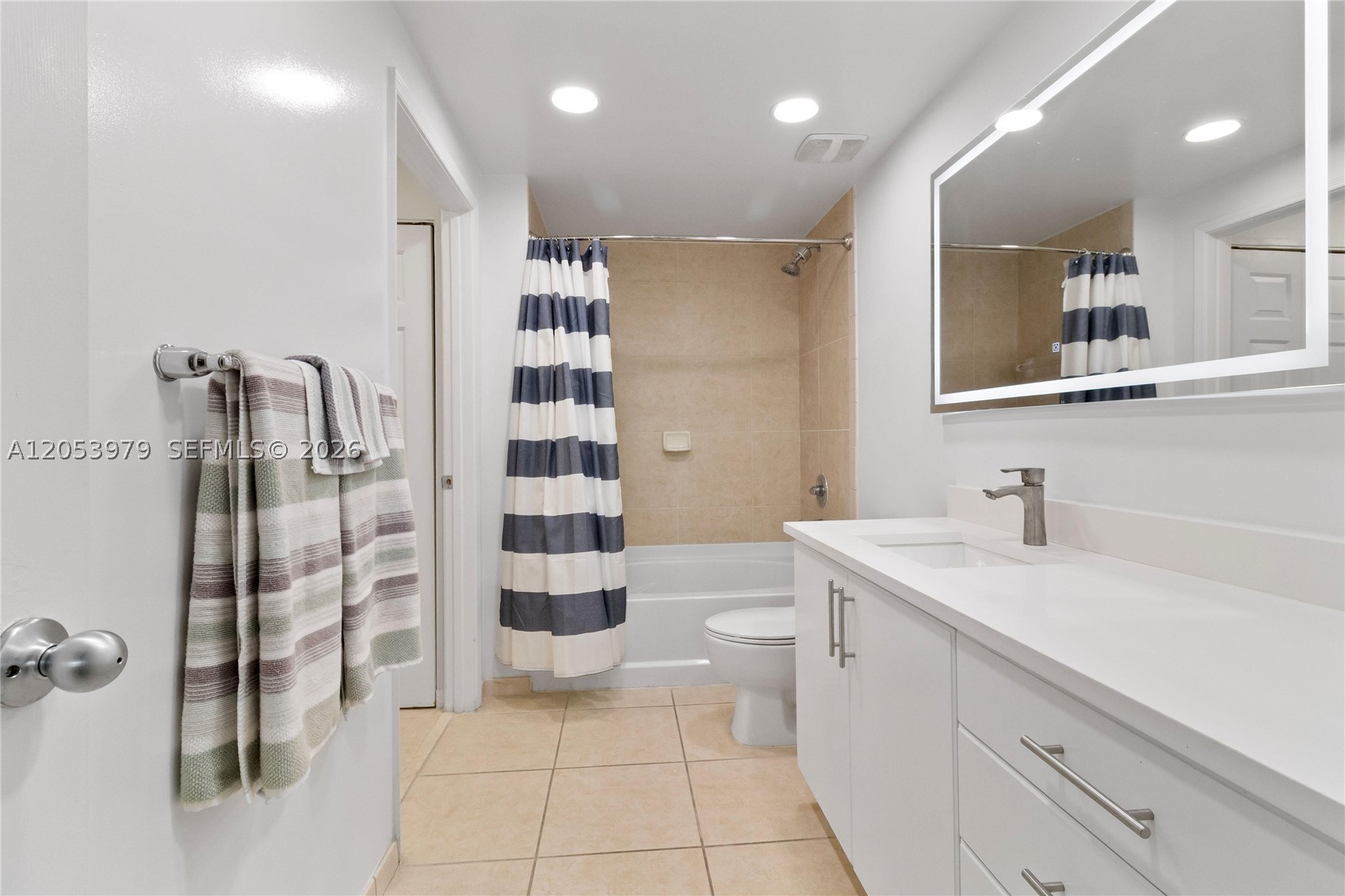 LAUDERDALE ONE CONDO - Residential