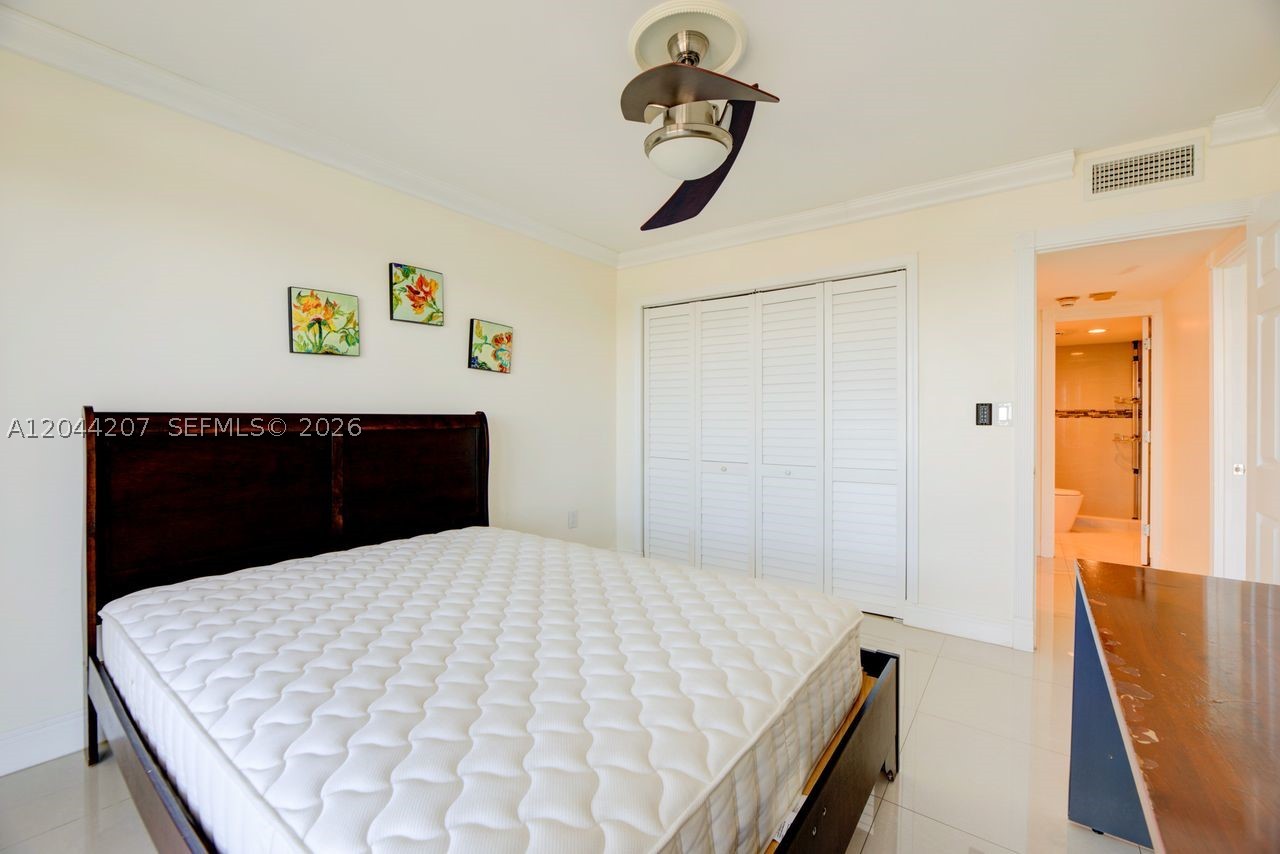 DORSET HOUSE CONDO - Residential Lease