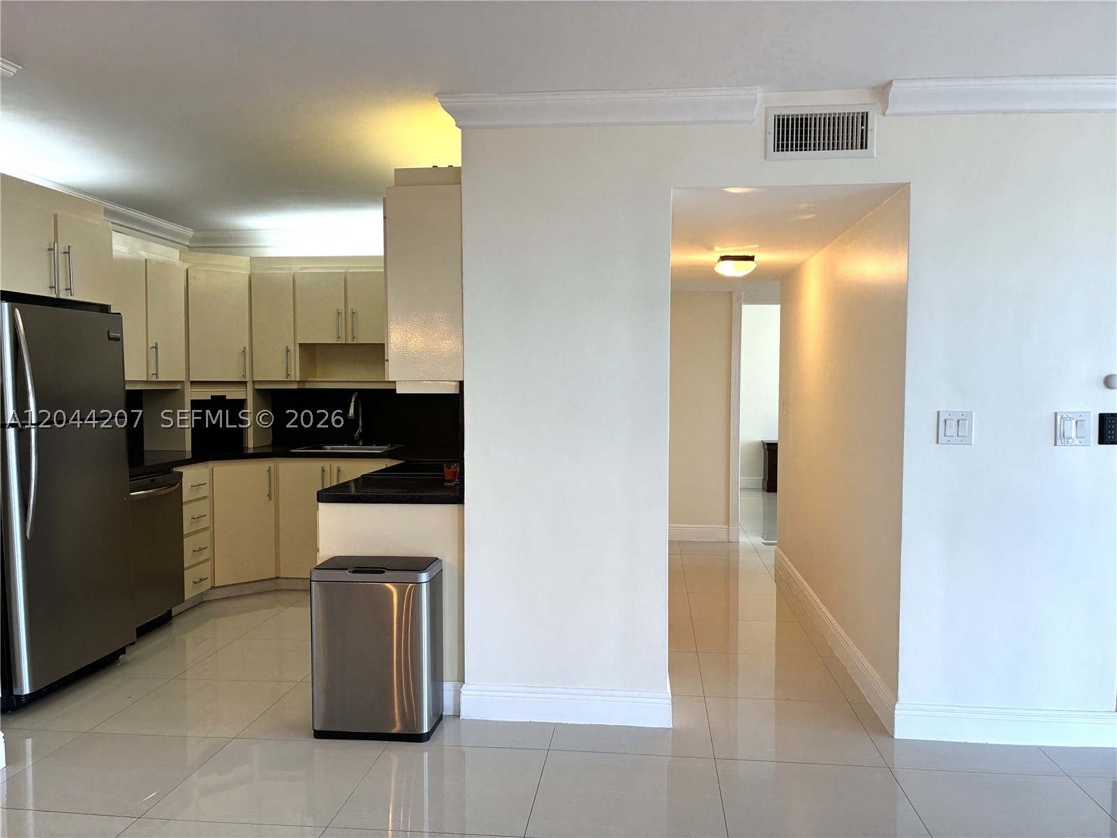 DORSET HOUSE CONDO - Residential Lease