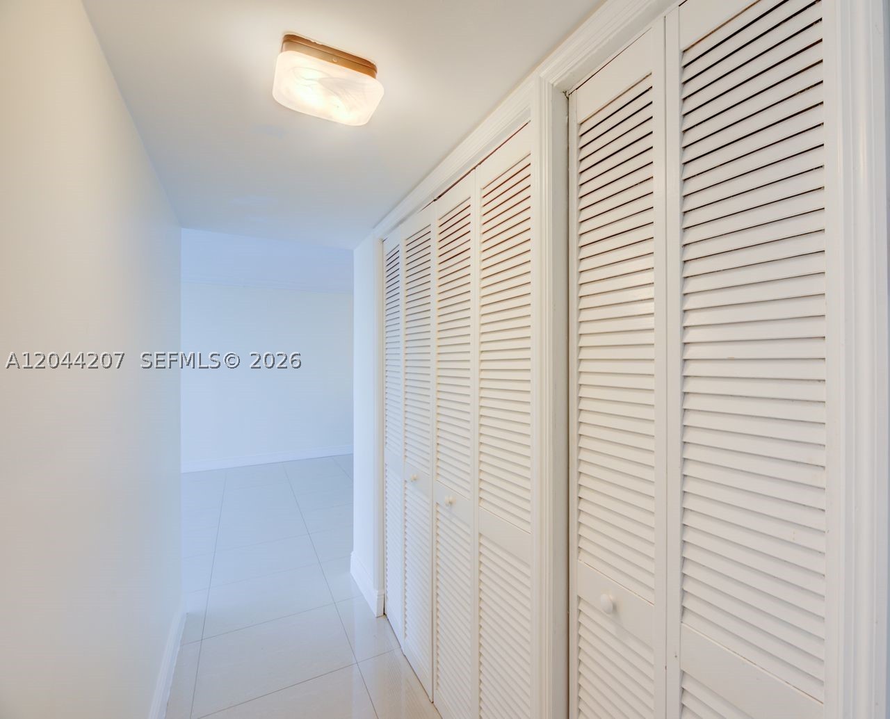 DORSET HOUSE CONDO - Residential Lease