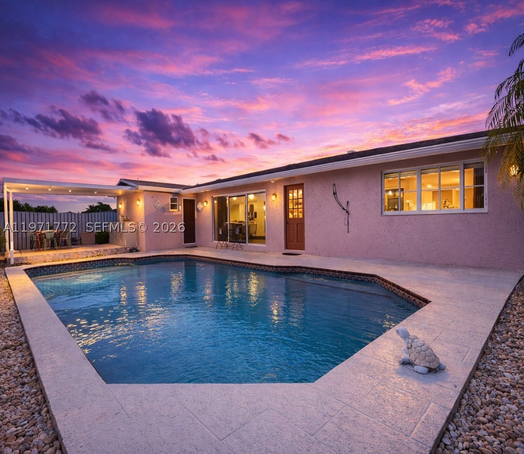 SUNRISE GOLF VILLAGE - Residential