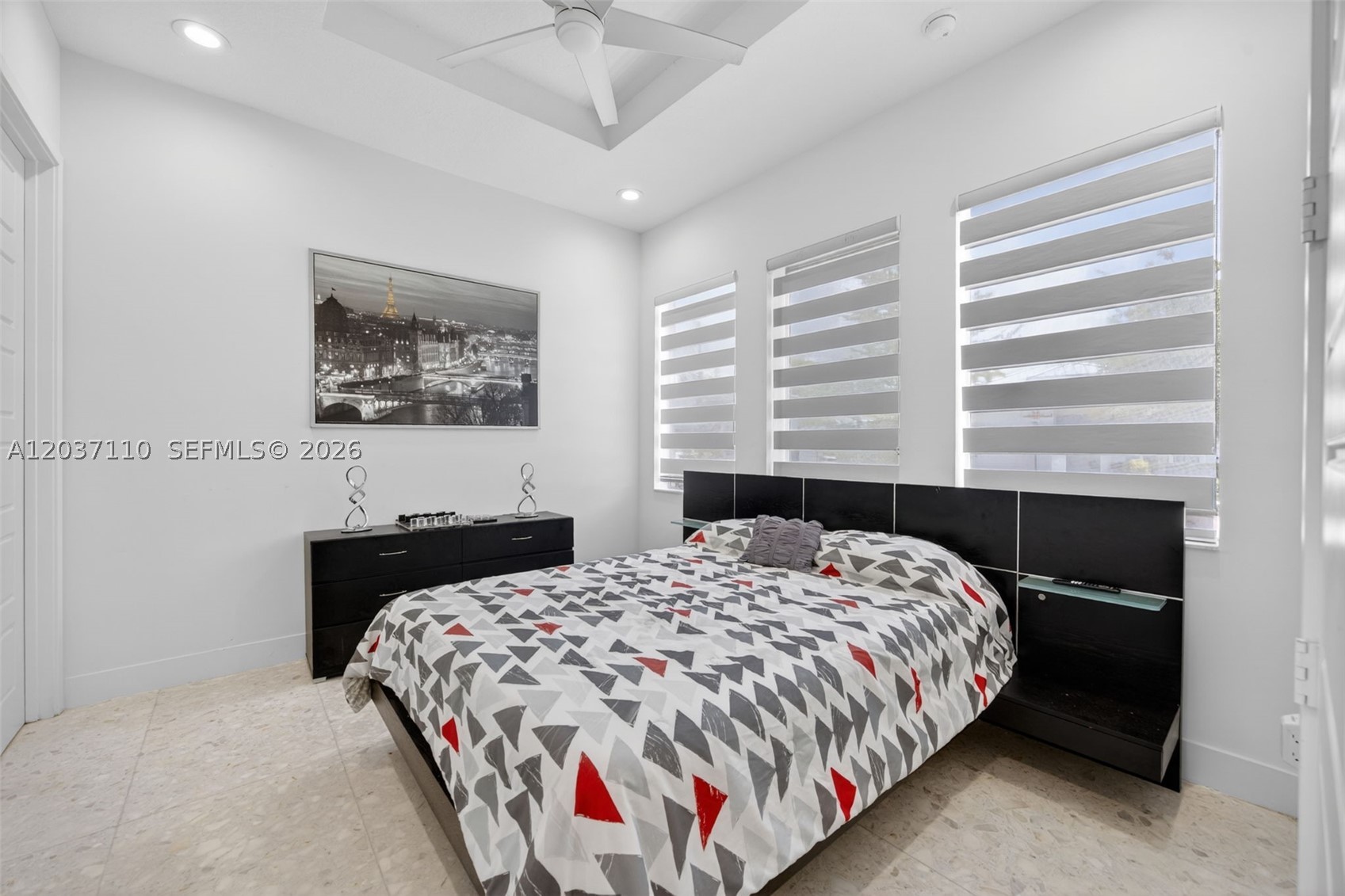 VENETIAN PARC - Residential